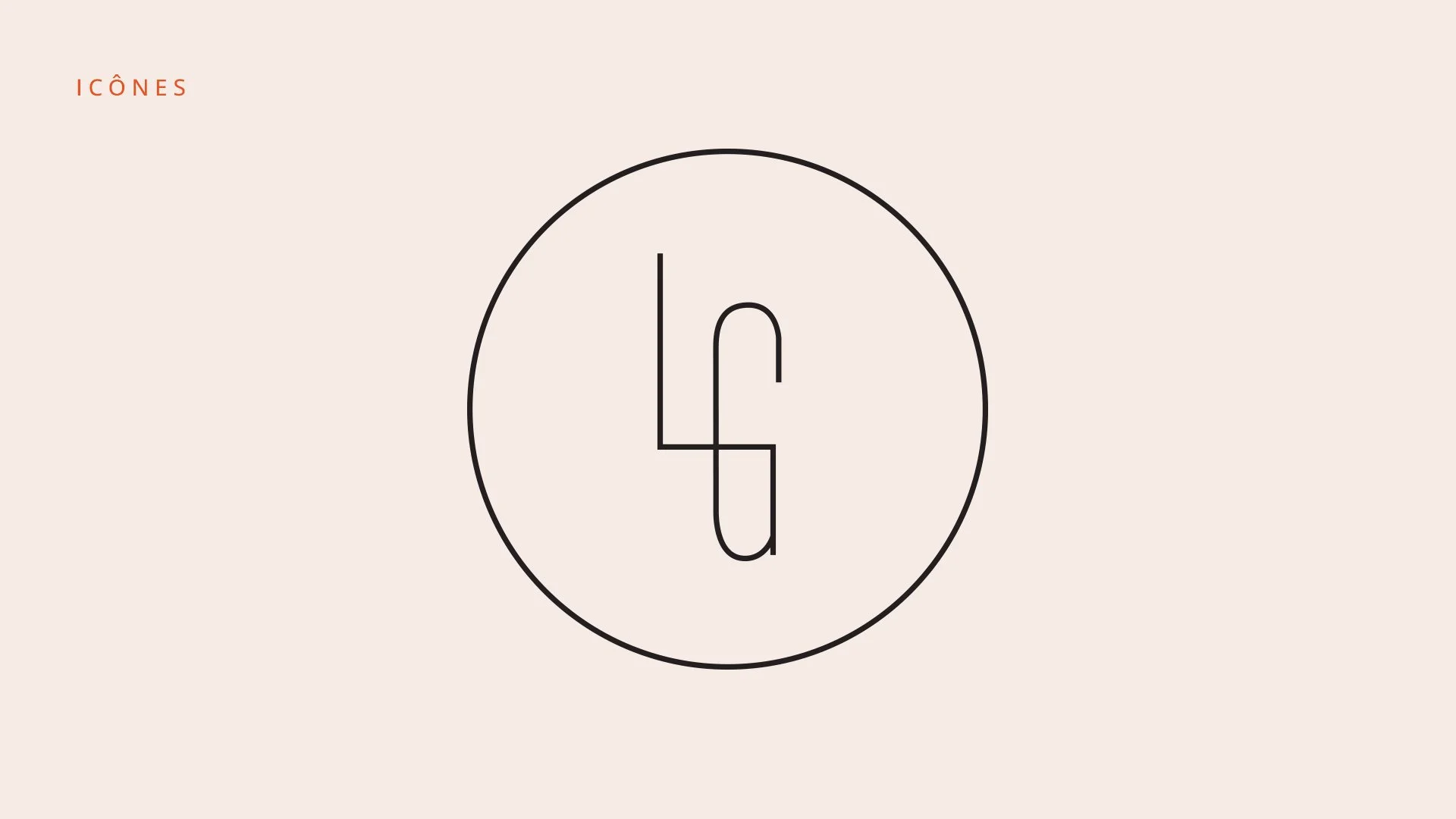 Une icône ronde représentant le chiffre 4 en ligne fine, sur un fond clair, avec le mot »ICÔNES« en haut à gauche en texte orange.