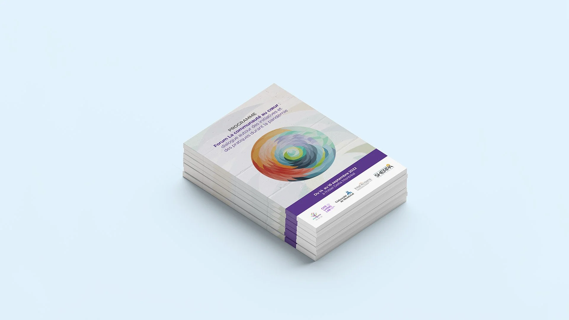 Pile de plusieurs programmes pour CoVivre, avec un motif de cercle coloré et du texte en français.