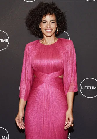 Parisa-Fitz-Henley-In-Maria-Lucia-Hohan-Harry-Meghan-A-Royal-Romance-LA-Premiere.jpg