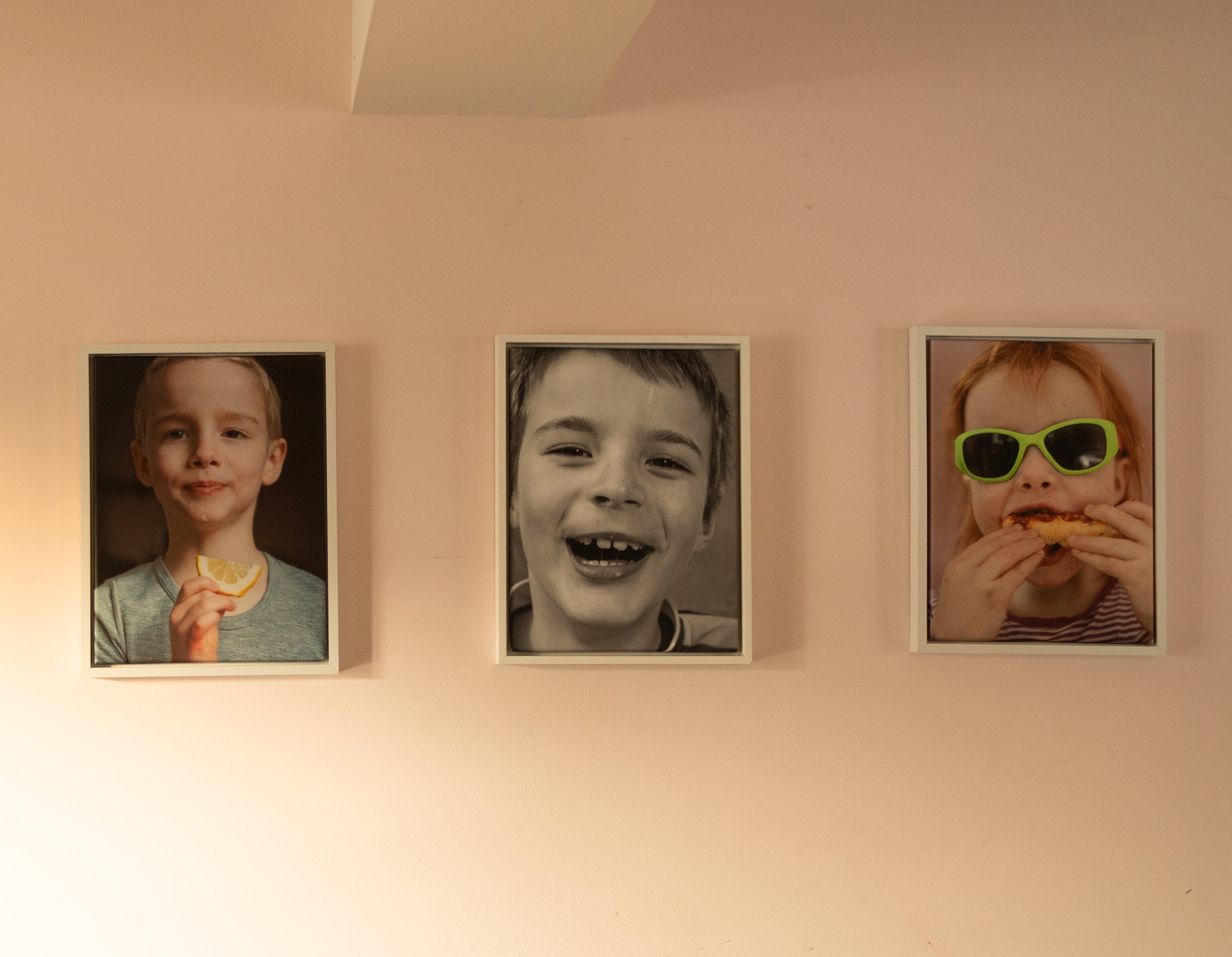 Familinbilder als Wandgestaltung