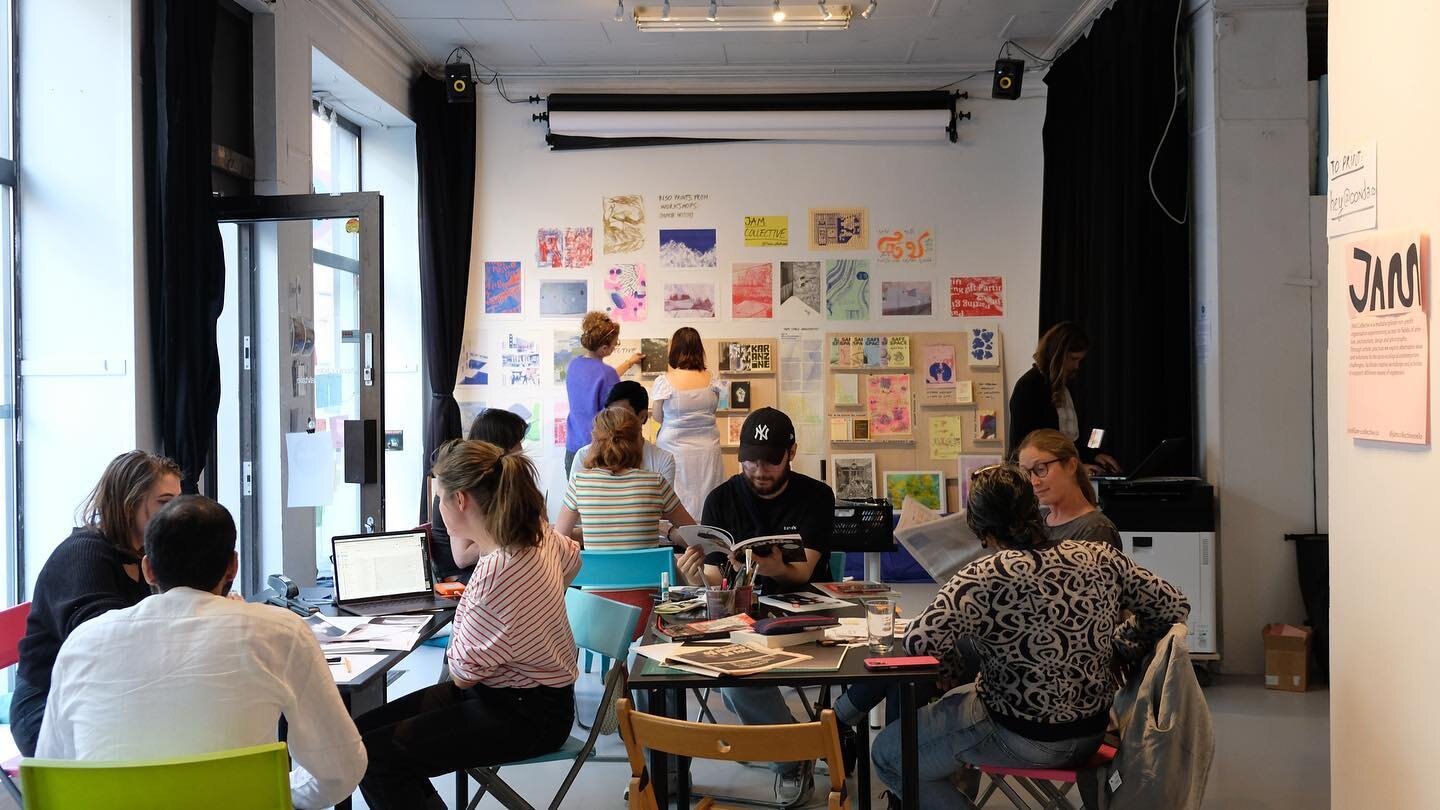 Great vibe at @studiocyan last Wednesday! What a great time together!

Thanks for making it possible Cyan and all the participants. You guys made some amazing collages, can&rsquo;t wait to see the result in the collaborative zine 💙

📸 @julielauritz