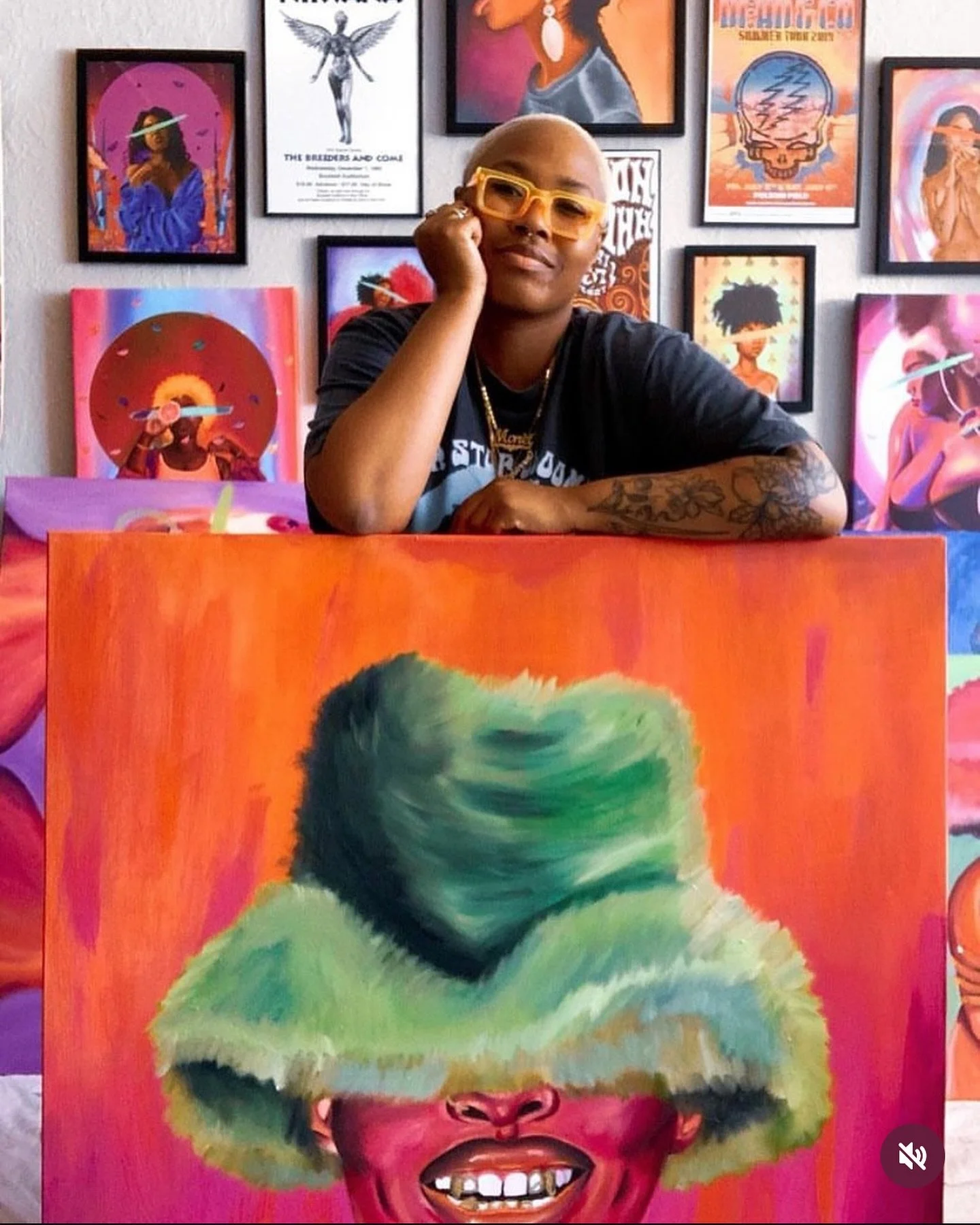 S.Monet is a contemporary artist from St. Louis that is known for creating colorful and expressive portraits. She wants her work to capture the essence of body positivity, representation of lgbqia+ community, and most of all highlighting black and br