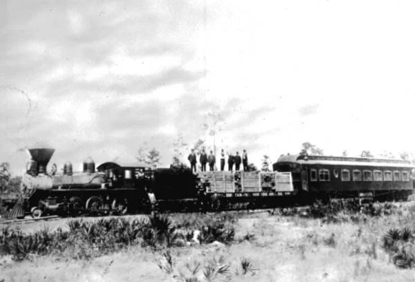 Tampa Northern steam engine #1 photographed around 1910