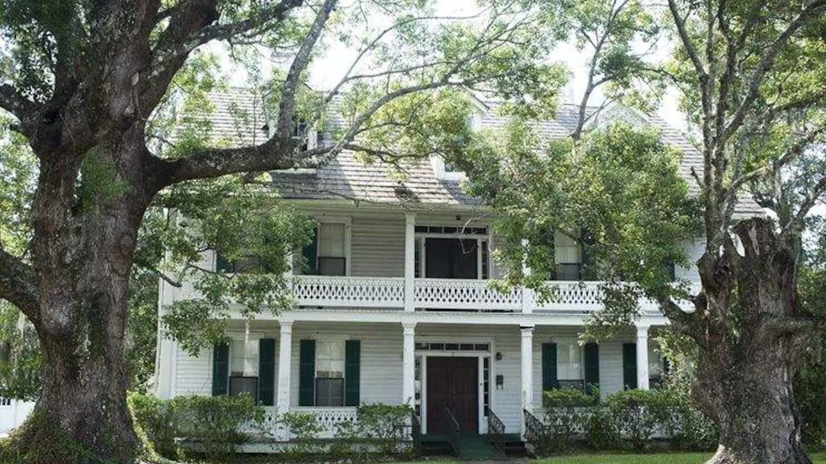 7 N Orange Avenue