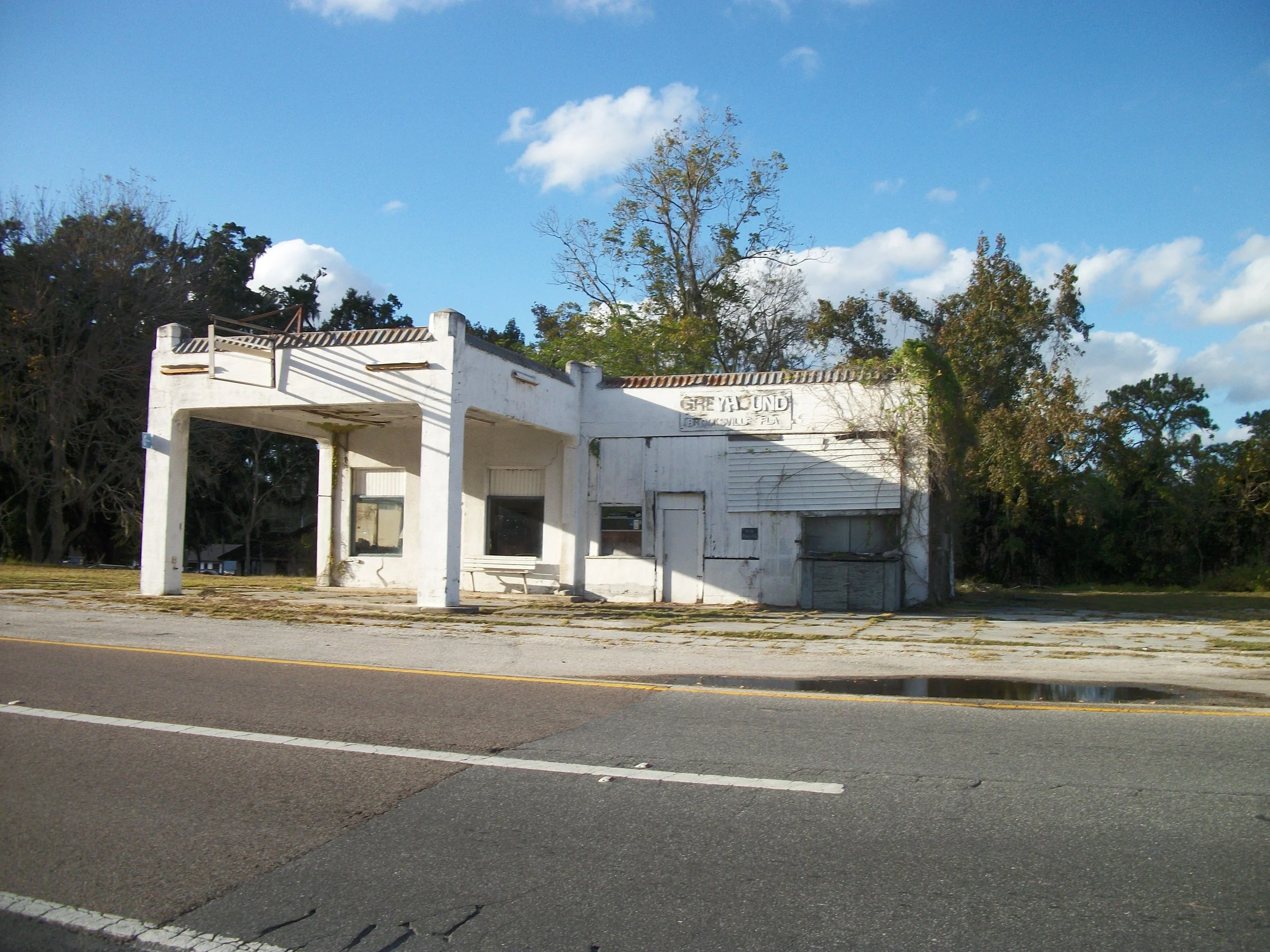 512 South Broad Street – Greyhound Bus Station