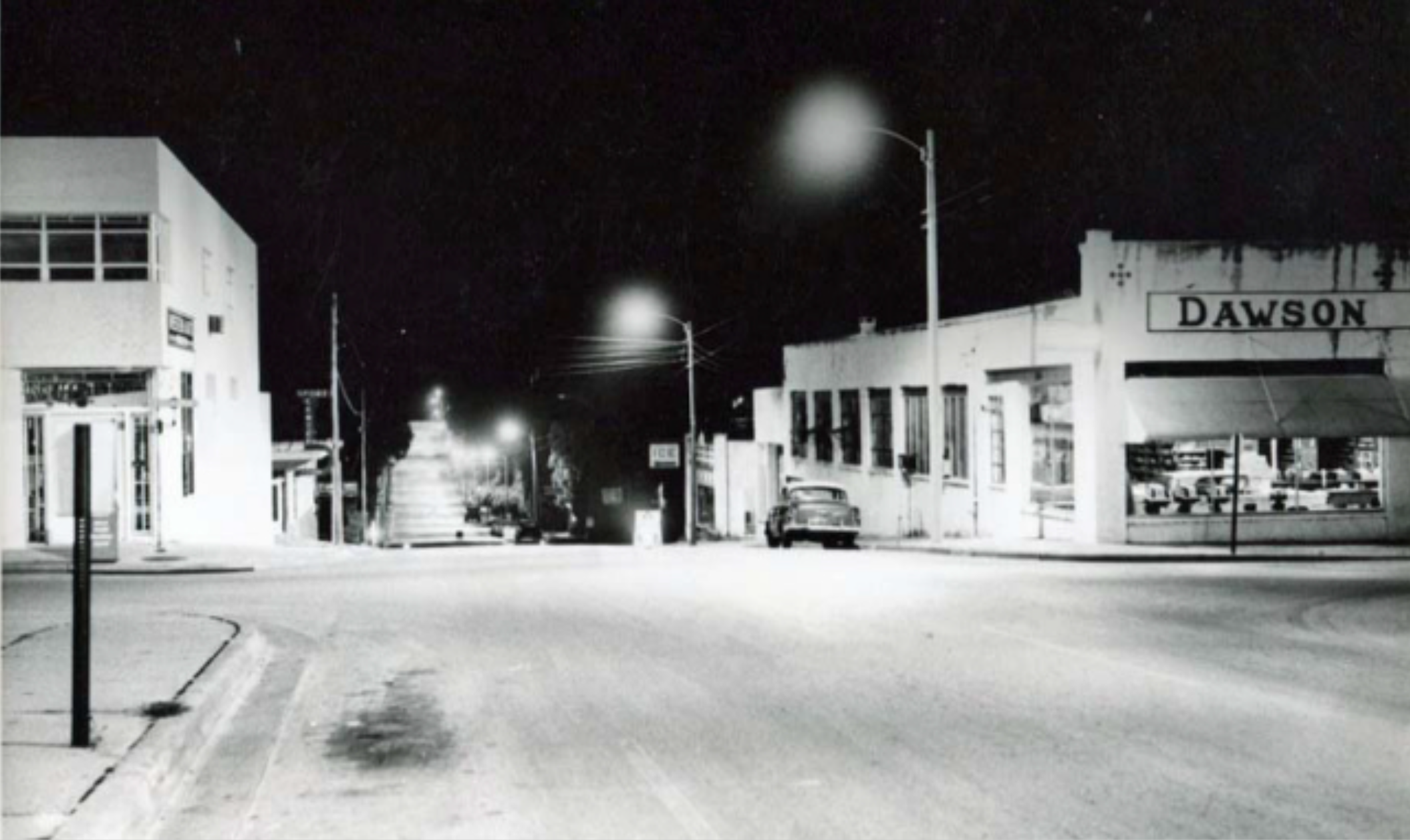 Night view of Dawson Ford/Mercury (1959), corner of Brooksville Avenue and Jefferson Street, looking east. - Robert Martinez Old Brooksville in Photos and Stories