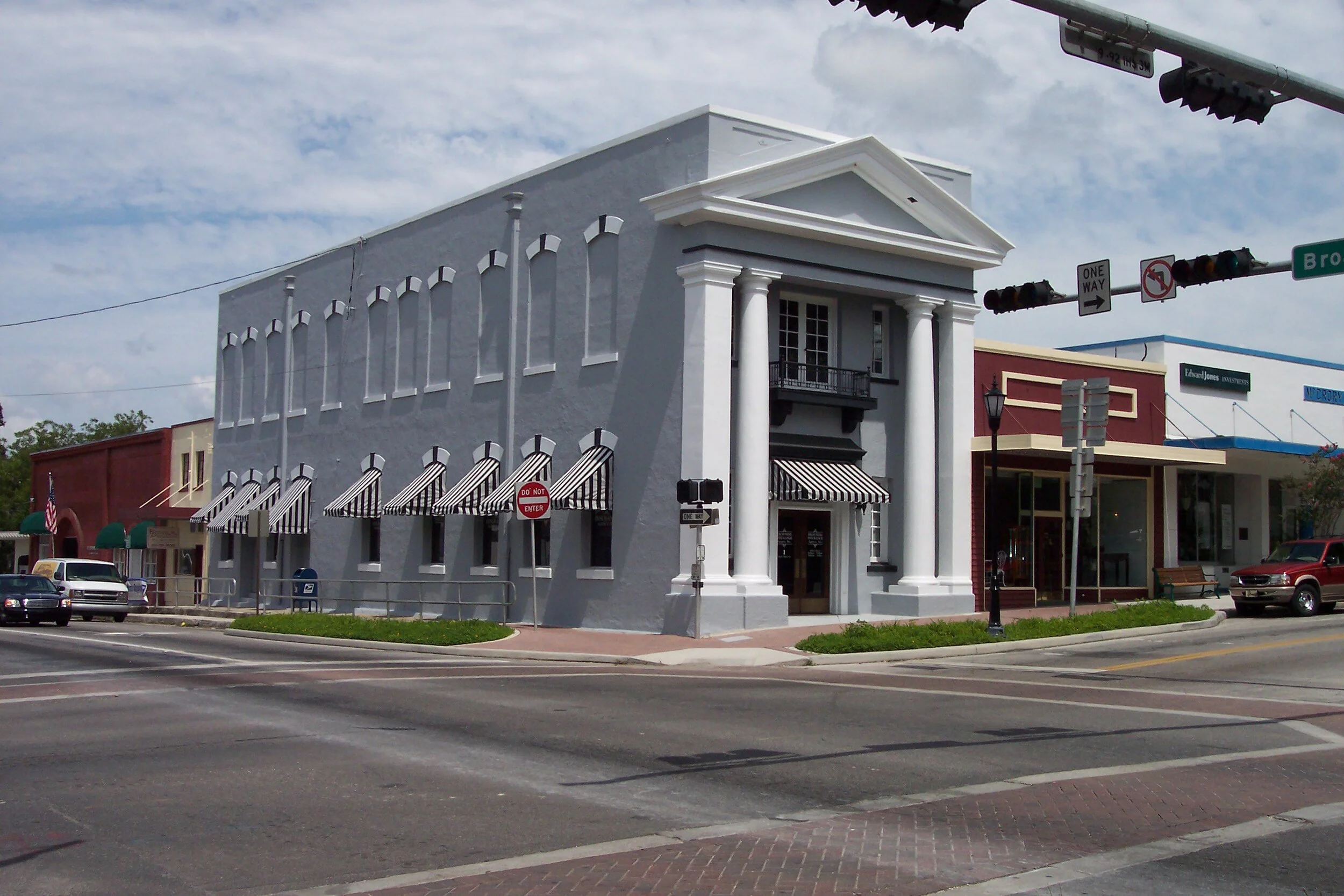 1 N Main Street, Browning Insurance