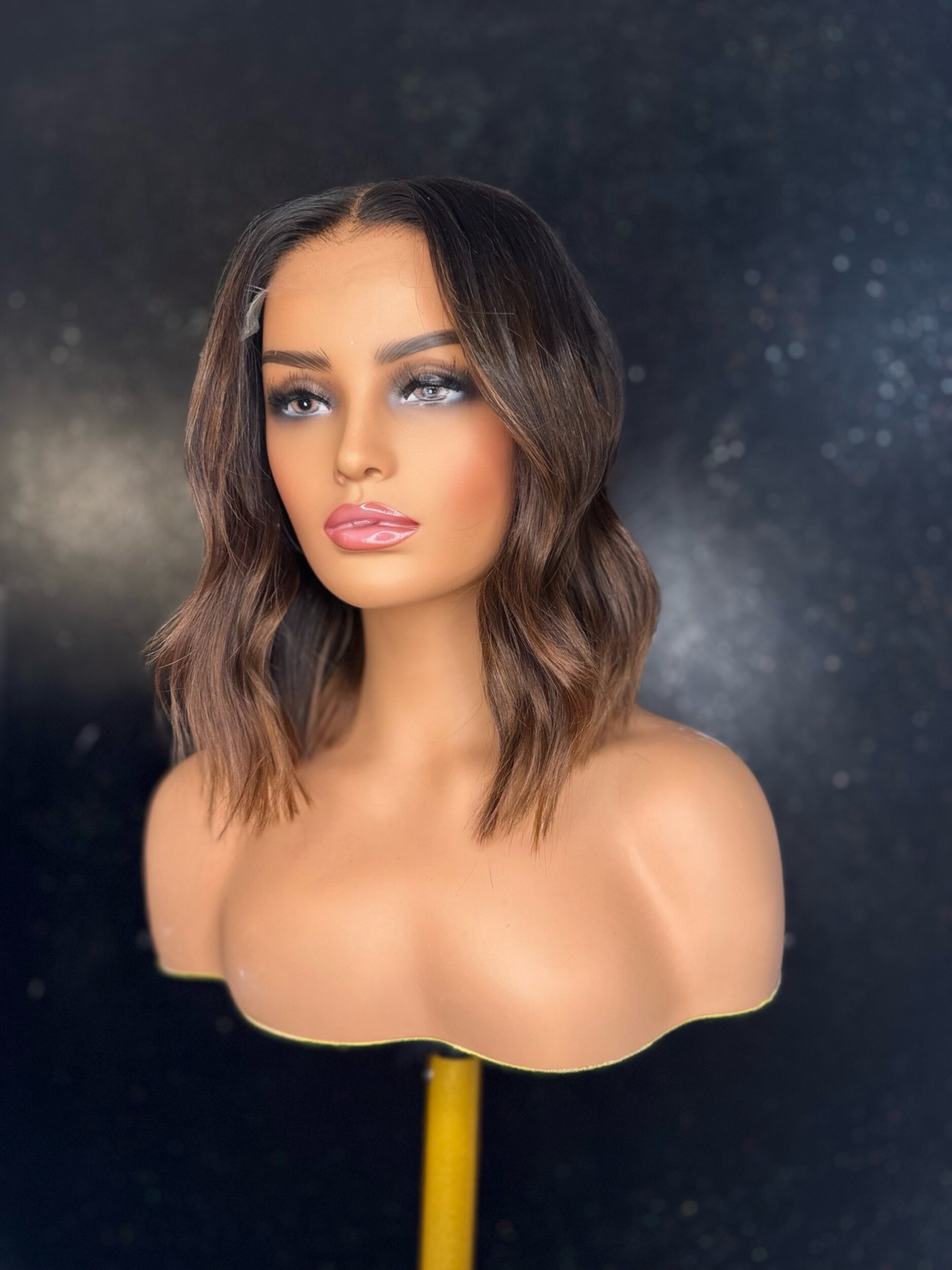 ROCHELLE HUMES INSPIRED - 14 INCH STRAIGHT WIG