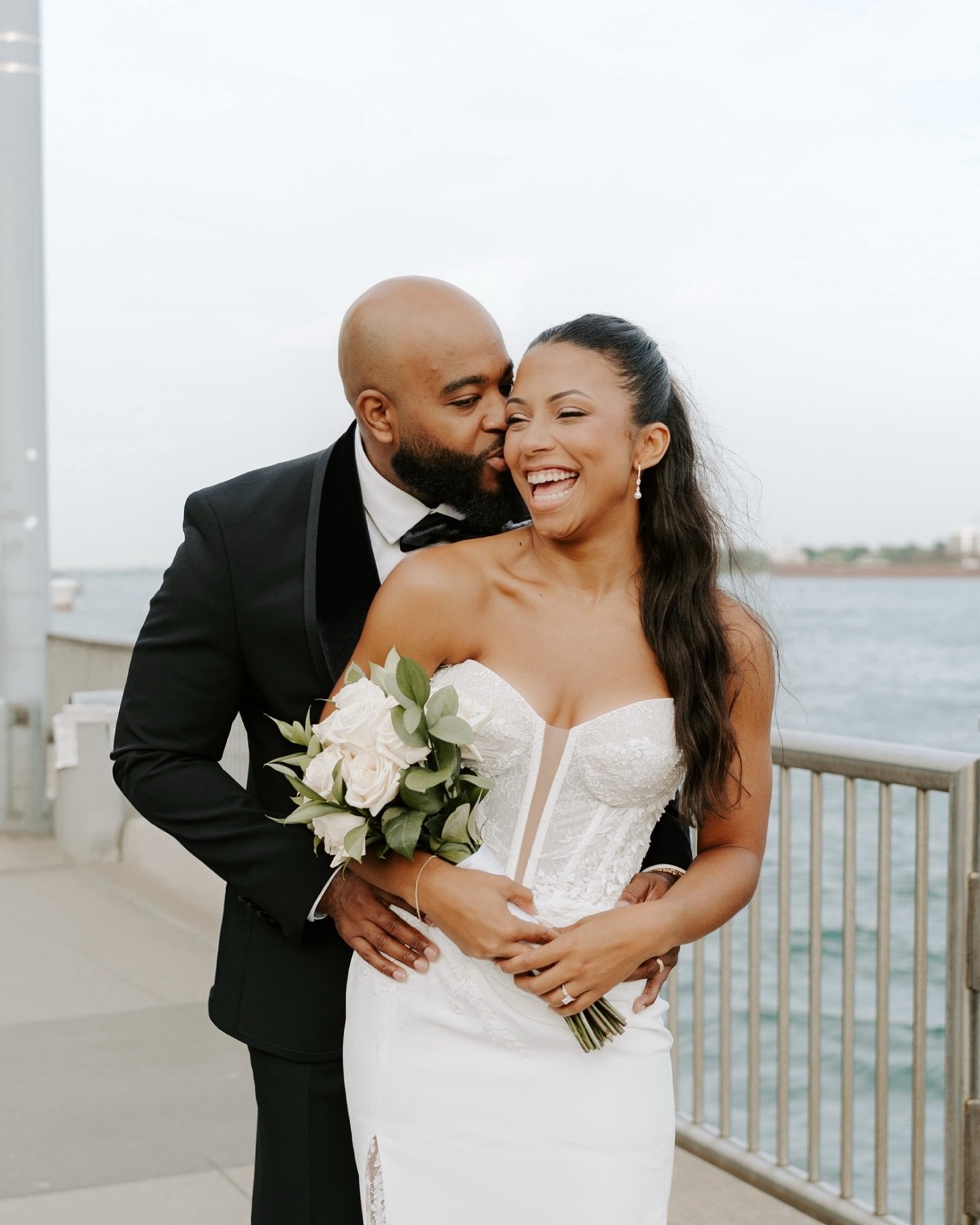 Sneaks from the most incredible day! Tristyn and Lamar radiate joy and it was truly felt all day long! Feeling grateful to get to be a part of moments like this💕

Vendors: 
HMUA: @ranaaxhaddad 
Venues: @waterviewloft @cambriadetroit 
Videographer: @