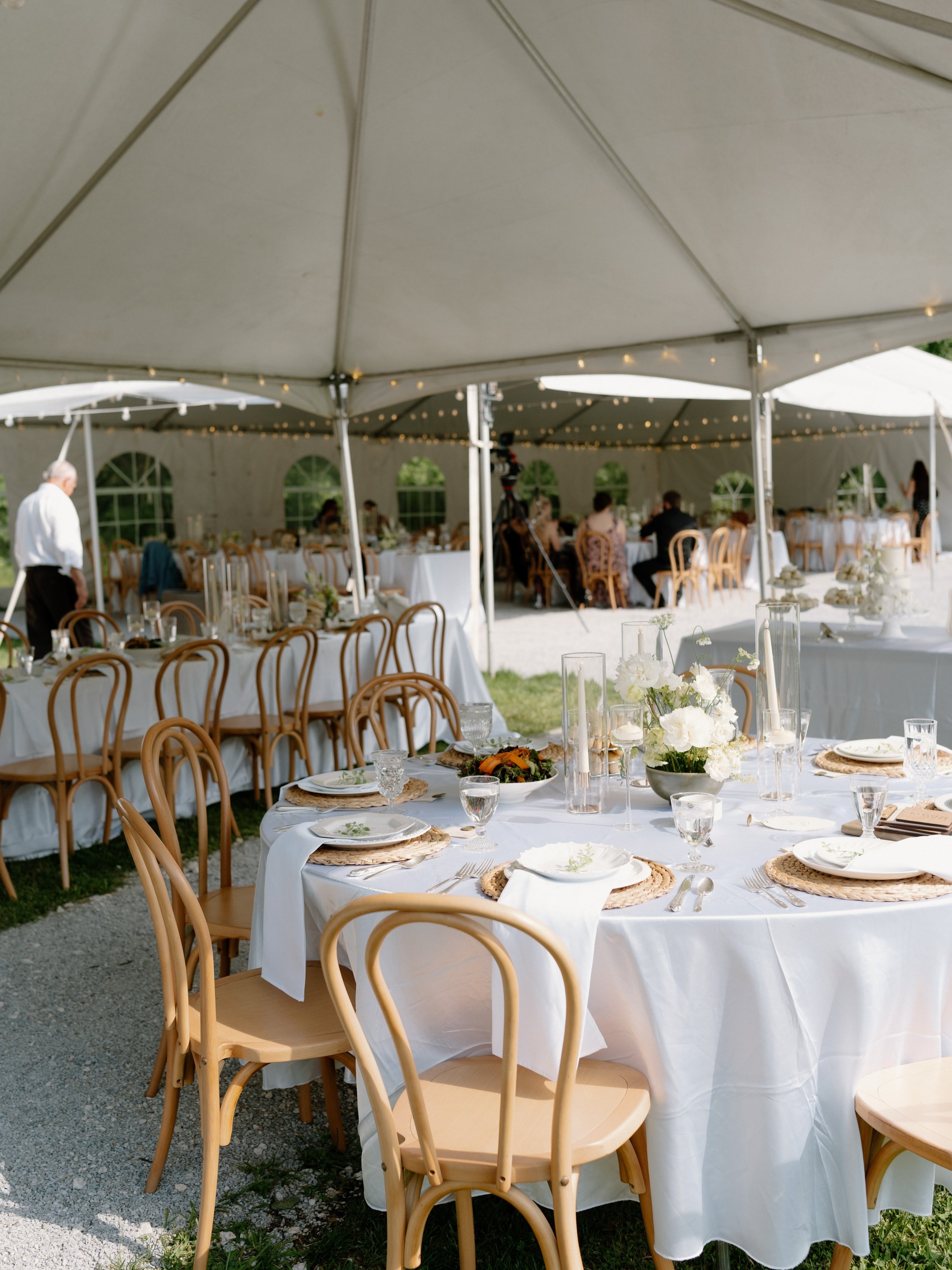 I&rsquo;m a sucker for beautiful details and this day truly had it all 😍 

Vendors:

Venue: @offmapglamping 
Florals: @windflowerdesignco 
Dessert: @violet.flour.bakes 
Rentals: @rentalexevents @thewisebridegr @allthingsweddingdecor @plumandproperdi