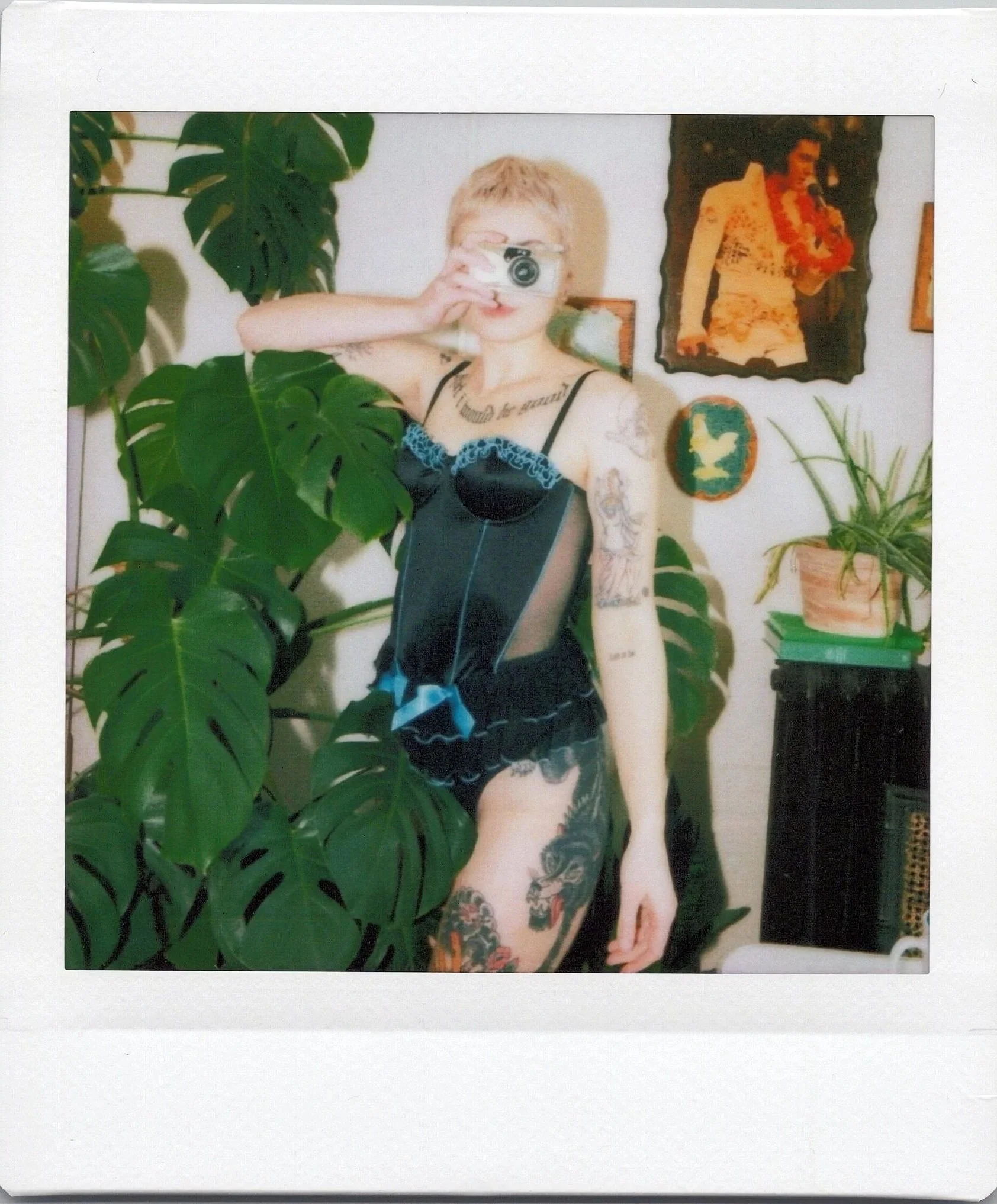 2022_Summer_Halen+Invite-Only+Instax_0015_a.jpg