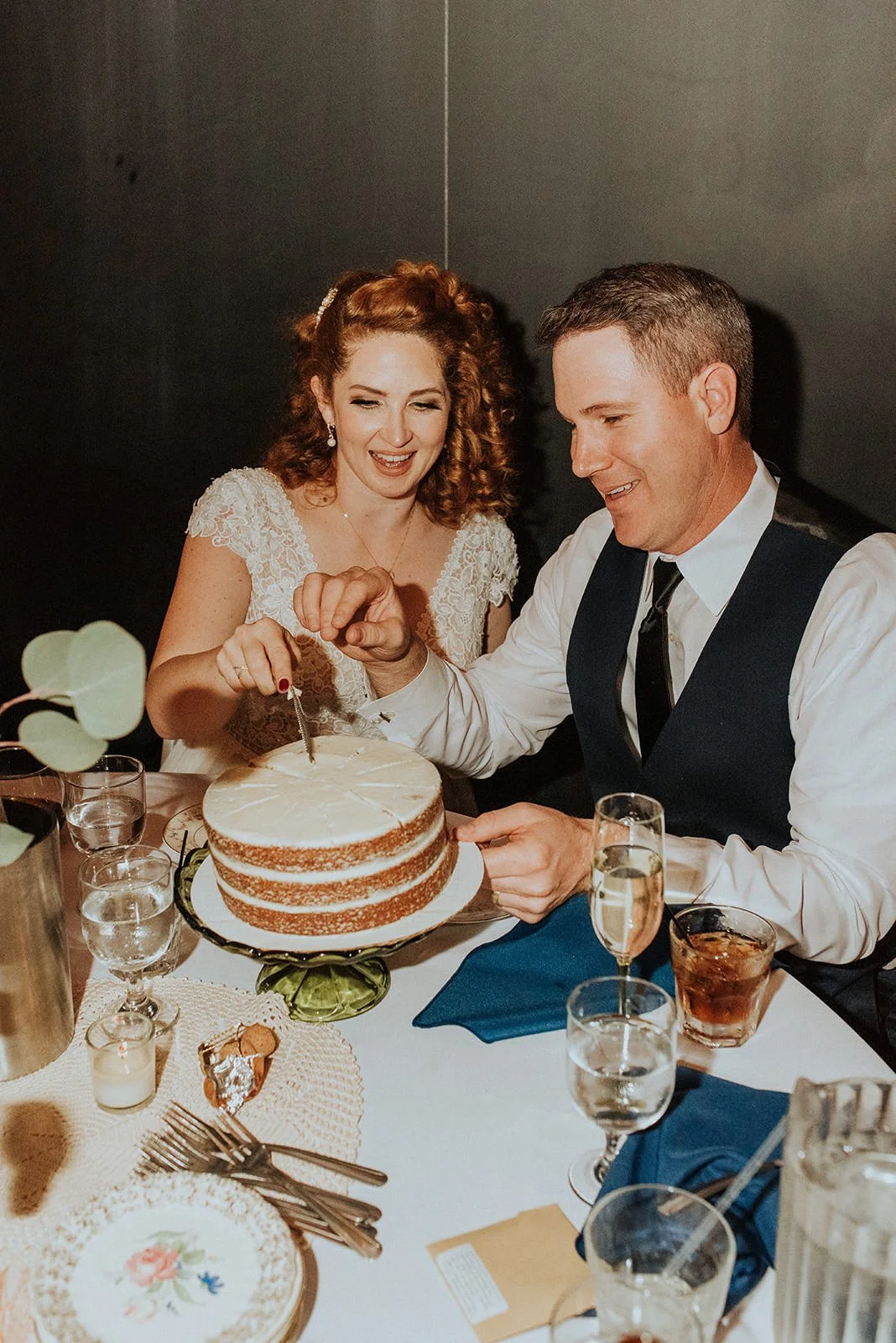 Romantic Jazz Club Wedding in Downtown Des Moines