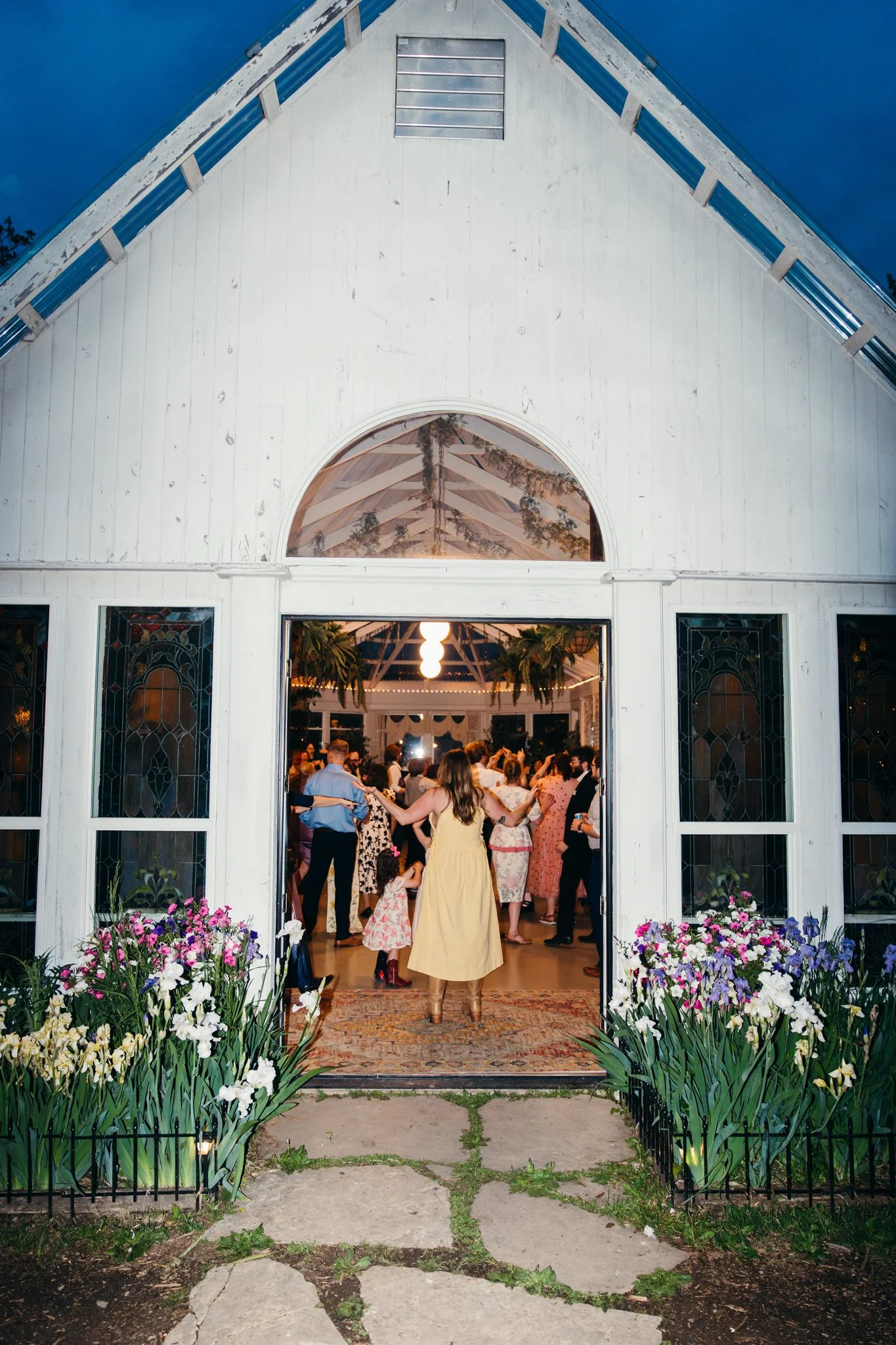 alyssaleicht-emily-zach-wedding-iris-aisle-2026-05-16-05478.jpg
