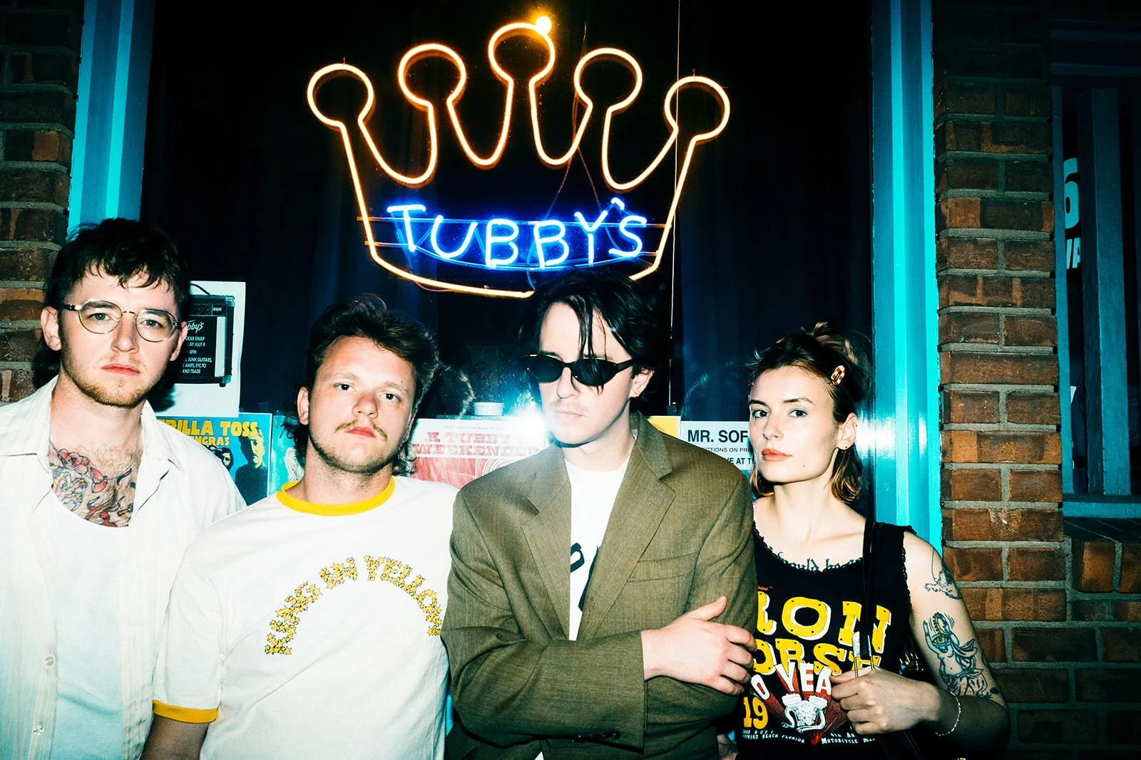 alyssaleicht-band-portrait-exhibition-mr-softheart-tubbys-kingston-2025-07-22-04852.jpg