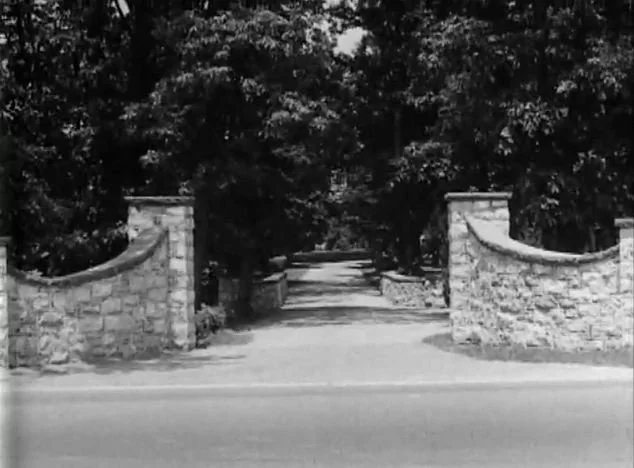 Fort DuPont2_circa 1932_YouTube.JPG