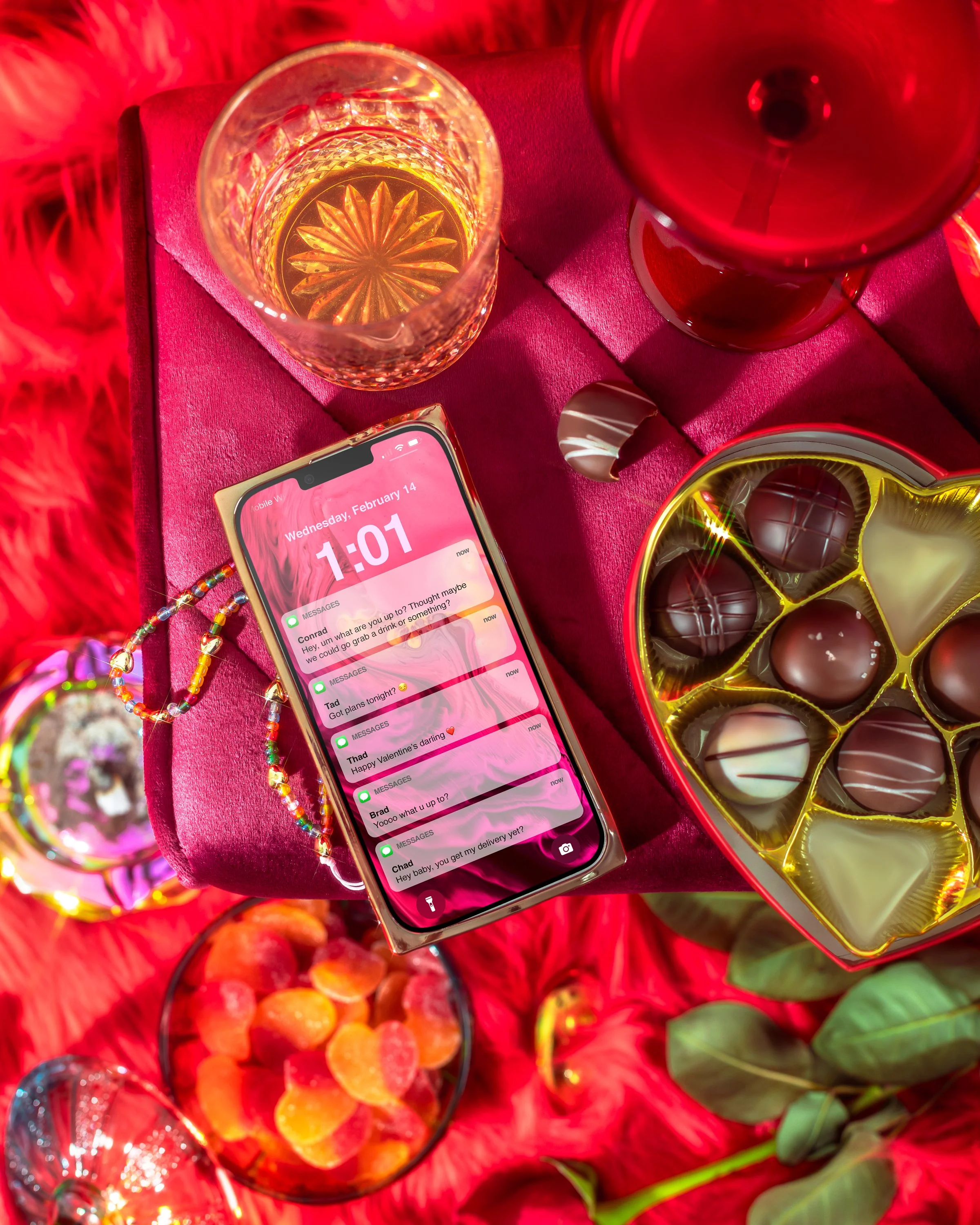 valentines-phone_FINAL.jpg