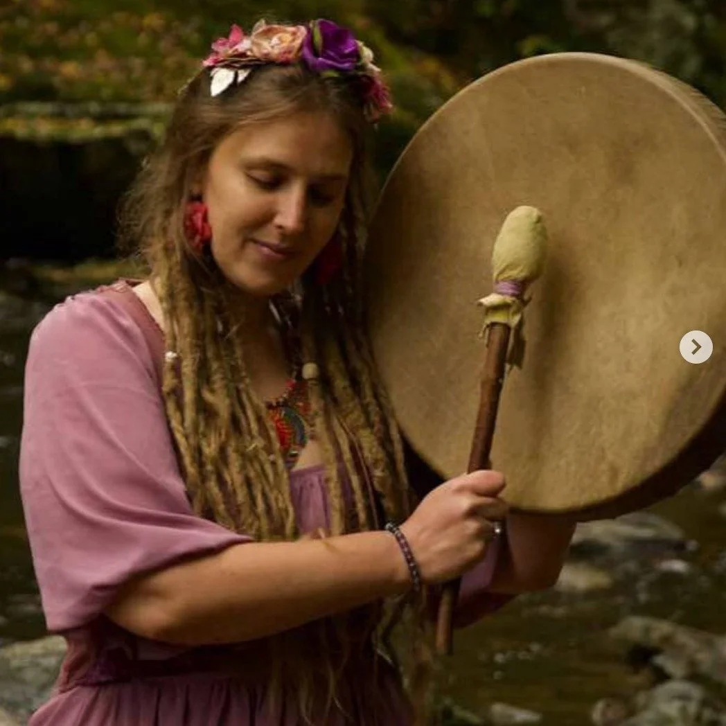 The new SingWithMarv Newsletter is here! Talking Big Sing with @mamusemusic, free pop-up choir coming up at the Sing Marin event at @marincountrymart's @larkspurfarmersmarket, Guest Songleader Sheniqua Trotman (@_elevatedexpression) visiting us soon,