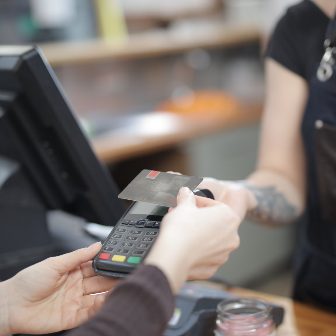 6 Tips to Save on Groceries