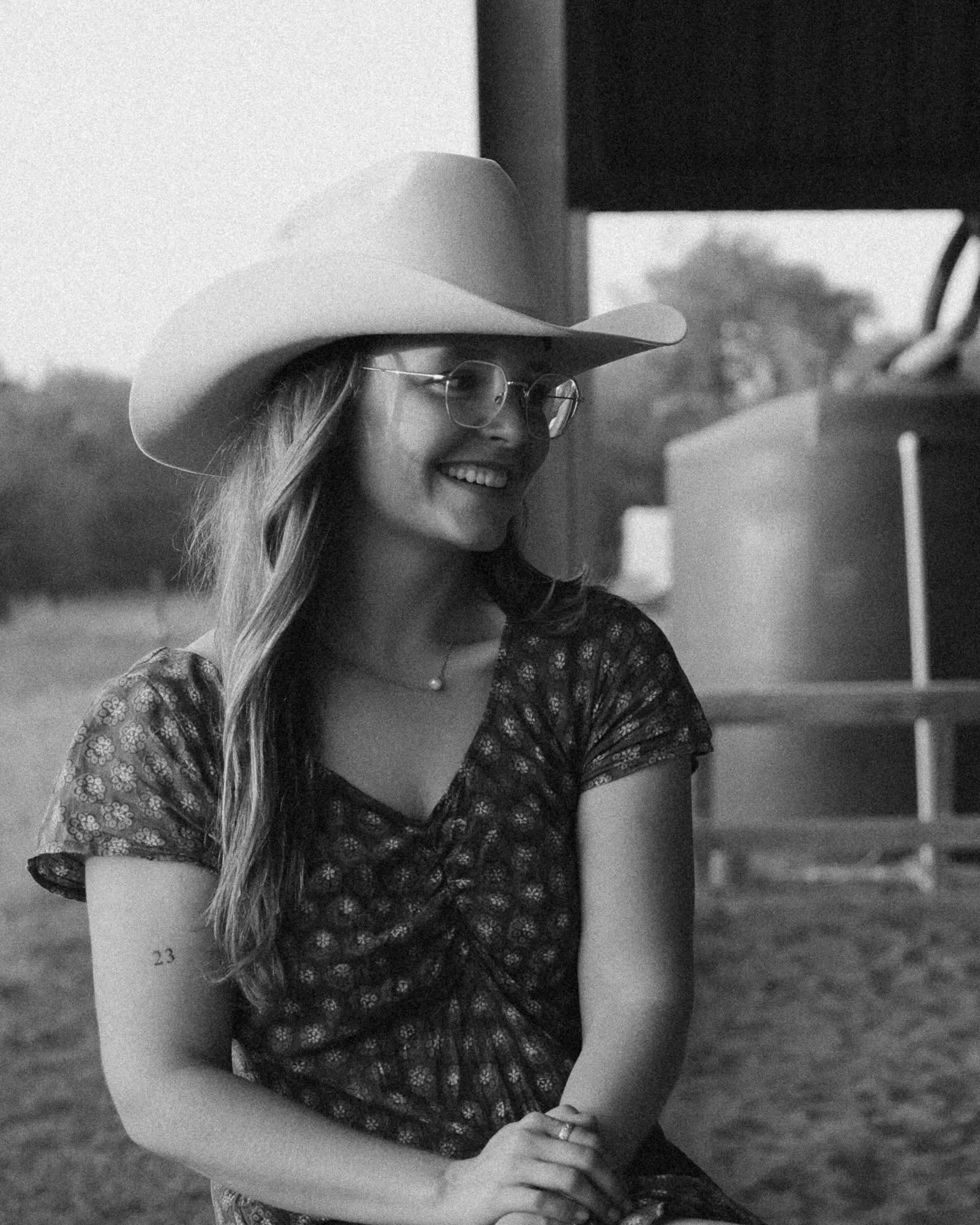 @firstgencowgirl ⚡️❤️&zwj;🔥