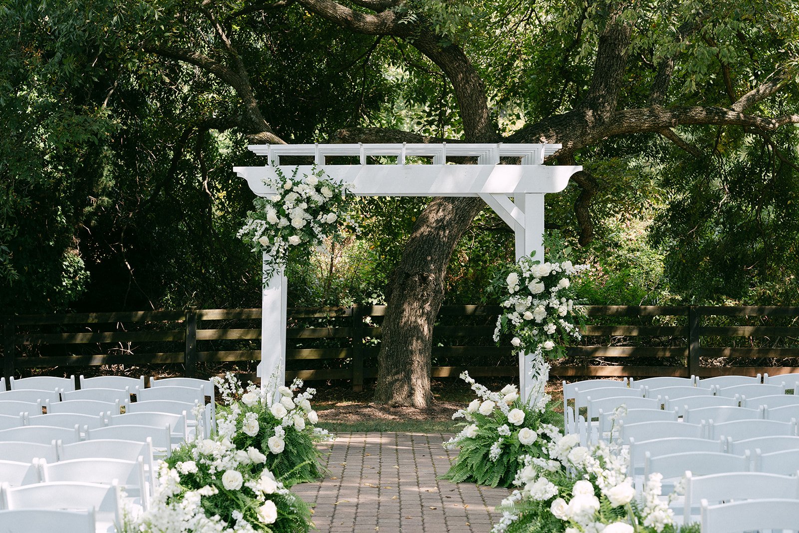 Gillian and Tyler-7.jpg