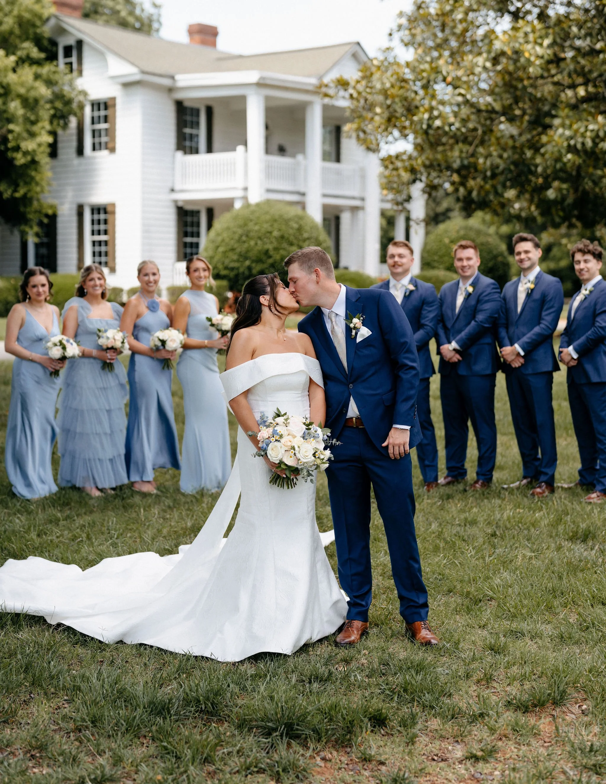 Melissa+Bryson_WeddingSneakPeeks-0035 copy.jpg