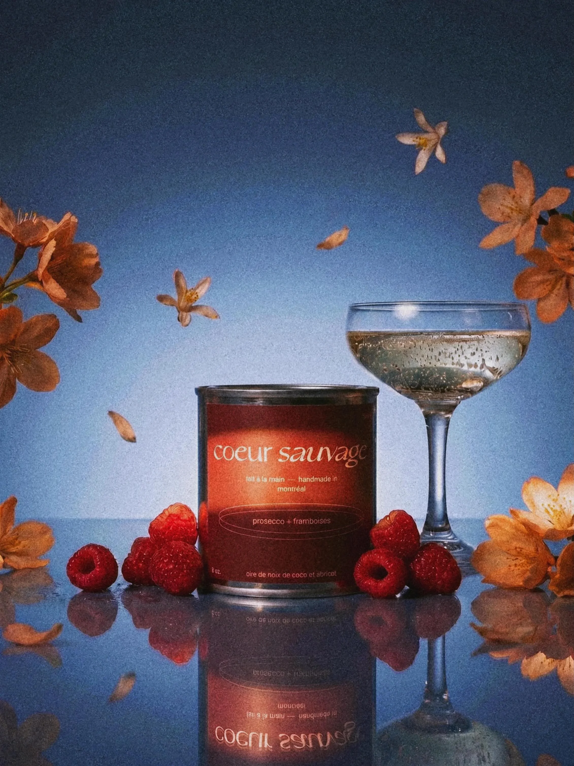 une fragrance lumineuse et p&eacute;tillante o&ugrave; les notes sucr&eacute;es de framboises m&ucirc;res se m&ecirc;lent &agrave; l&rsquo;effervescence d&eacute;licate du prosecco. le c&oelig;ur floral du jasmin apporte une douceur &eacute;l&eacute;
