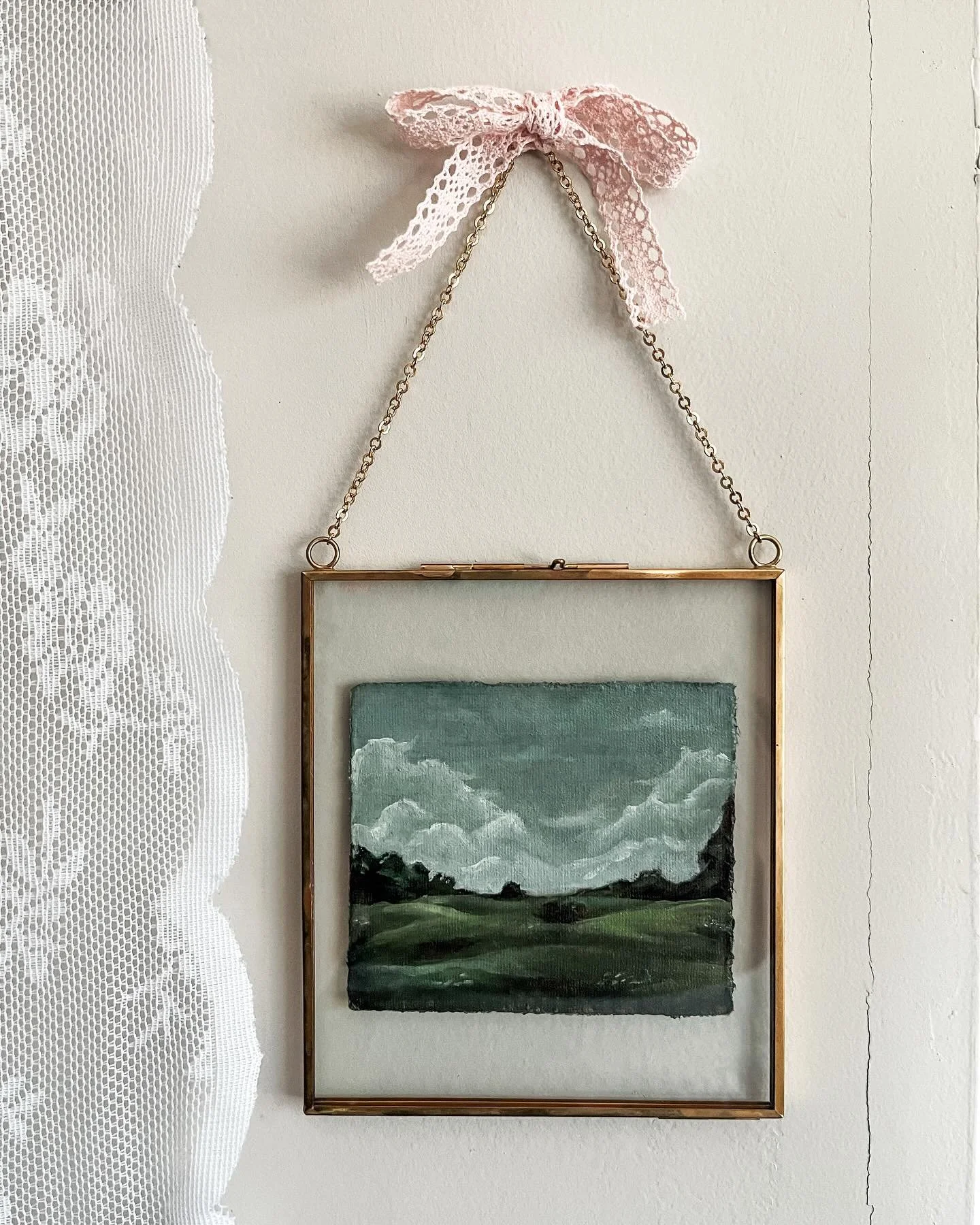 This was the last photo I took in our apartment before we moved 🤍 it’s a landscape study of Seth’s uncle’s farm in South Georgia - the first oil painting of this year!