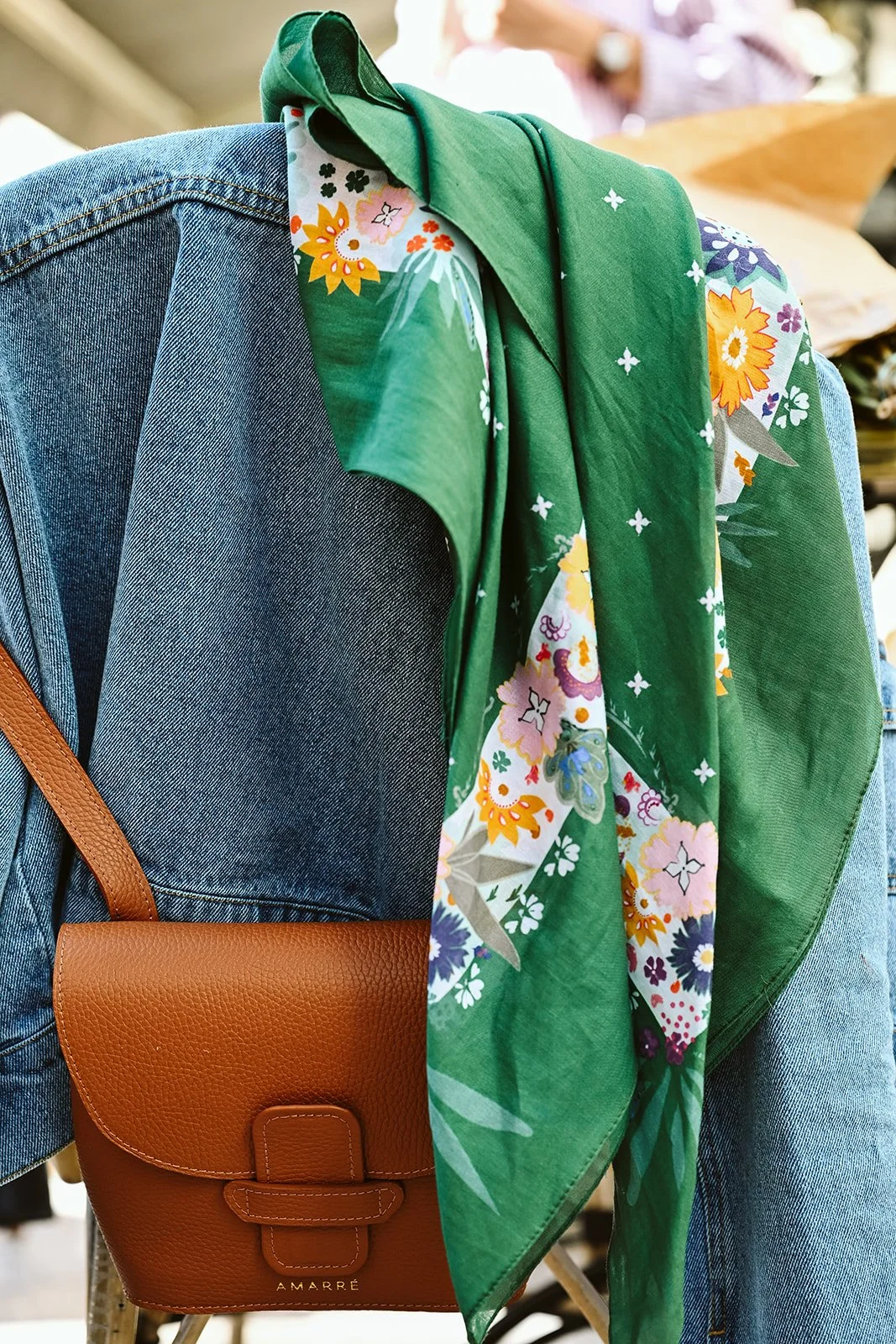 Foulard JARDIN FLEURI en coton imprimé - POUR TES MERVEILLES