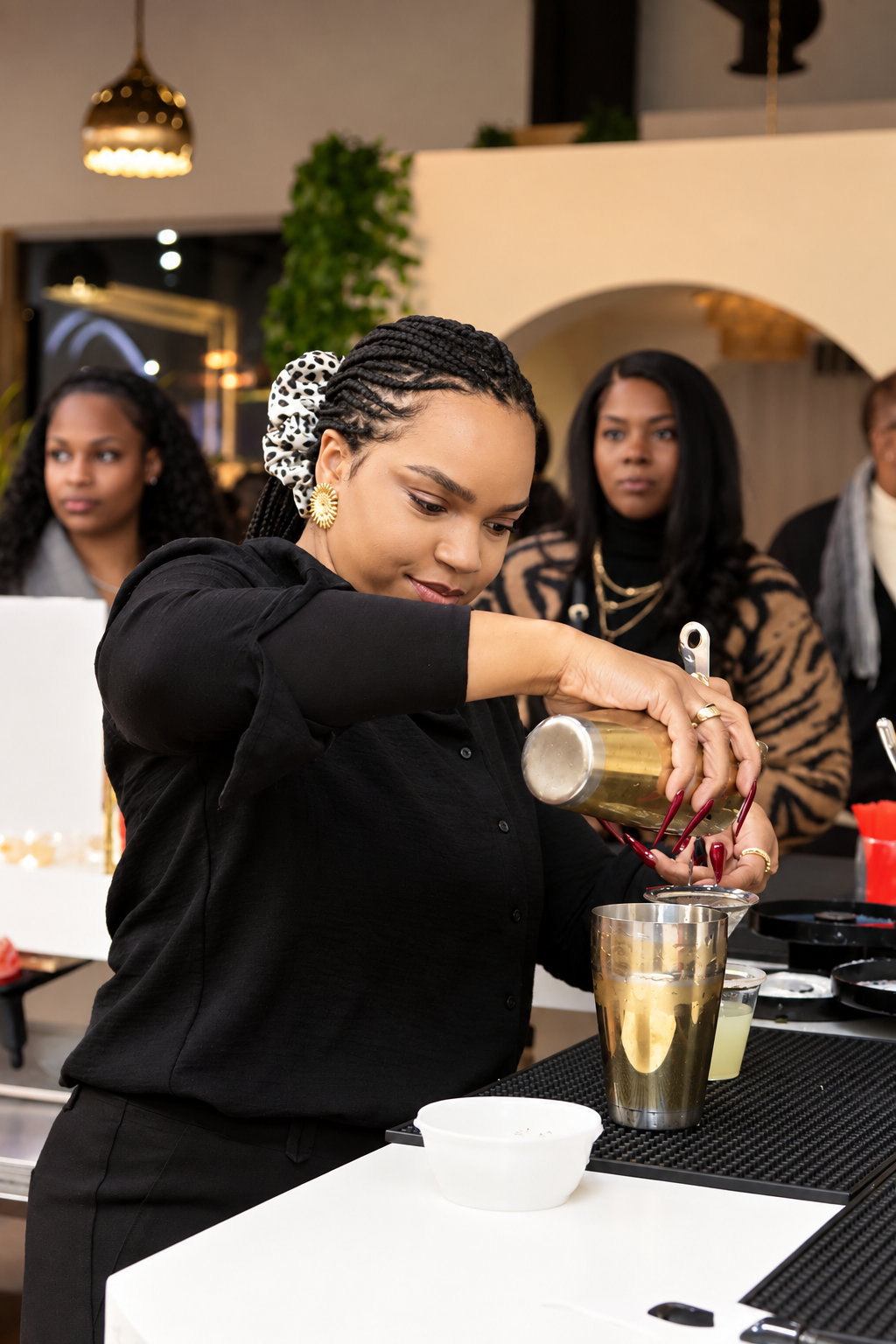Bartender Mixing Drinks.png
