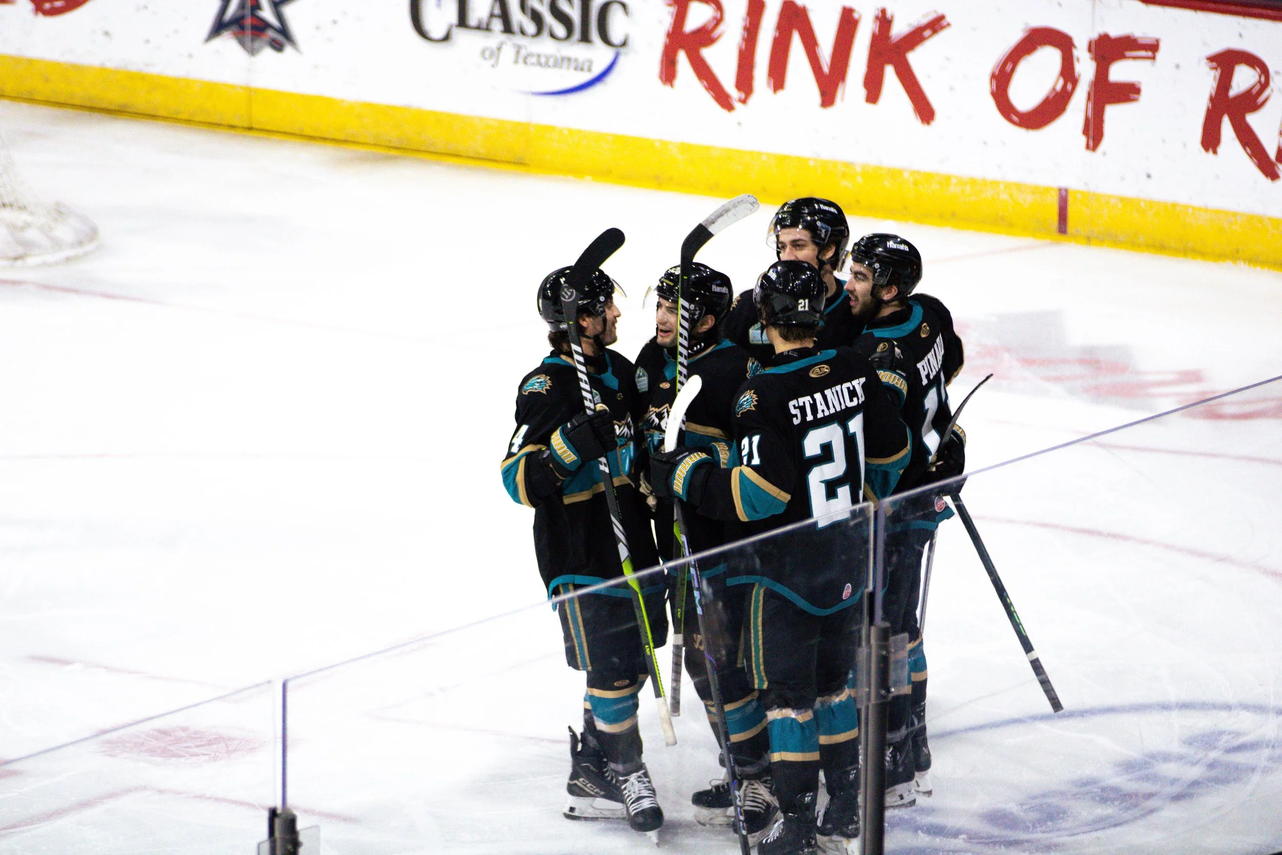 Ronnie4DigitalPhotography-Hockey-40.jpg
