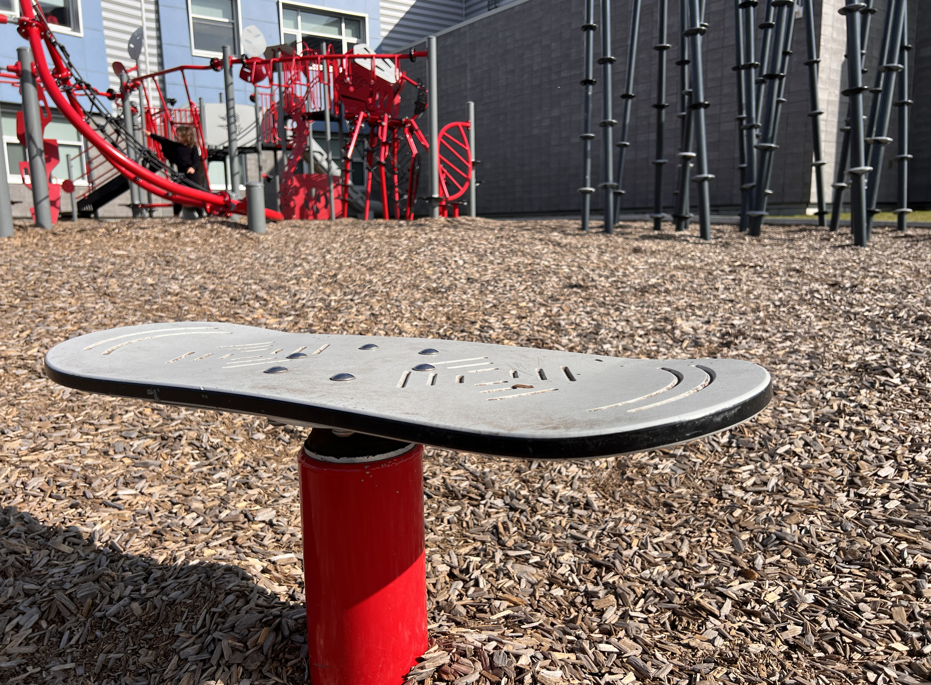 Edmonton Playground - Ecole Mother d'Youville  Balance Beam .png