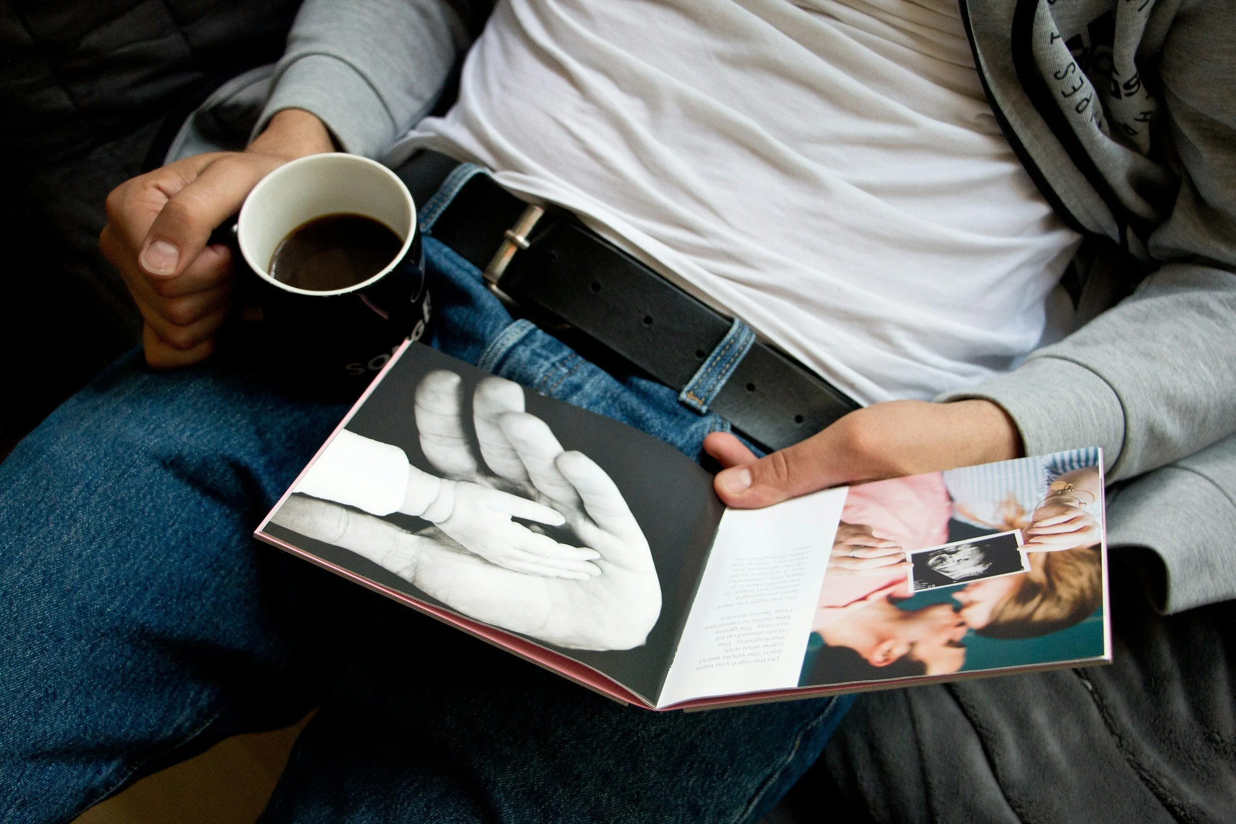 Homecoming Photobooks: Welcoming Loved Ones Back with Memories