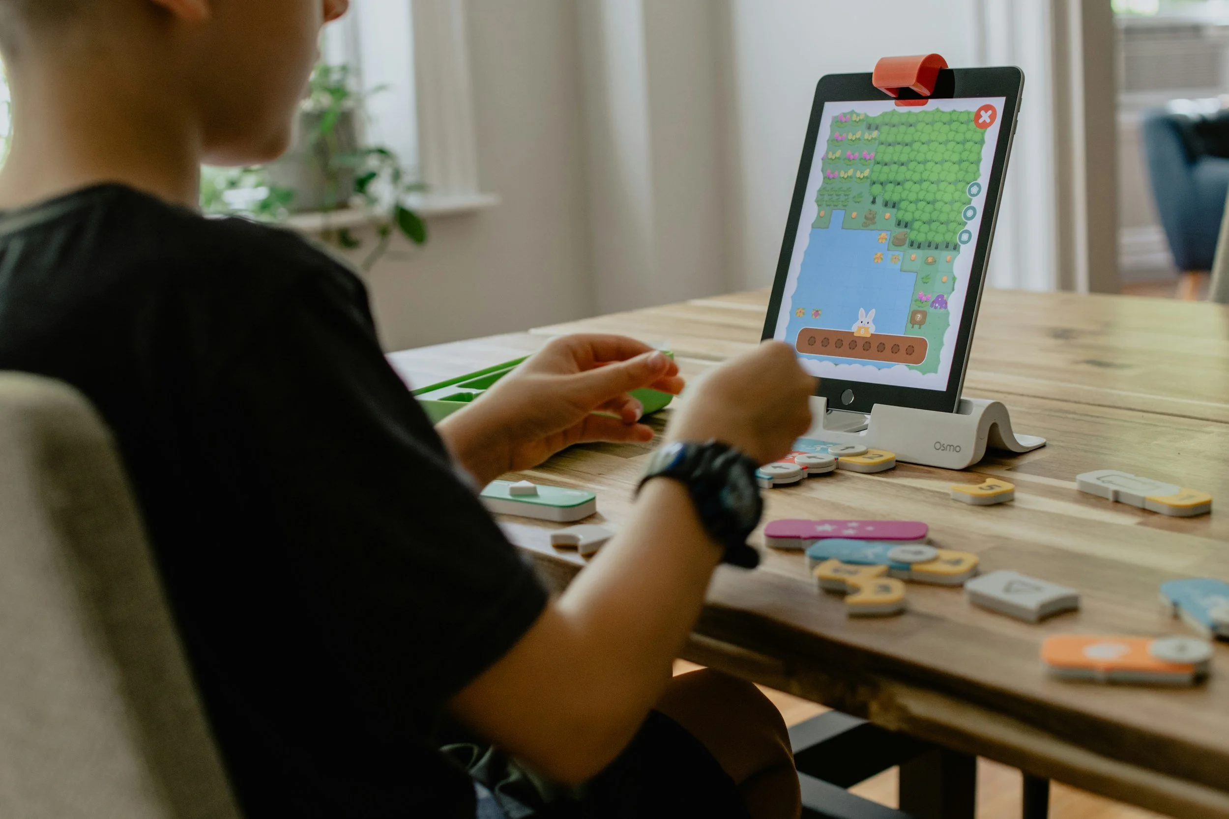 Free Kids Coding Workshop:  Draw a Festive Scene with Snoopy