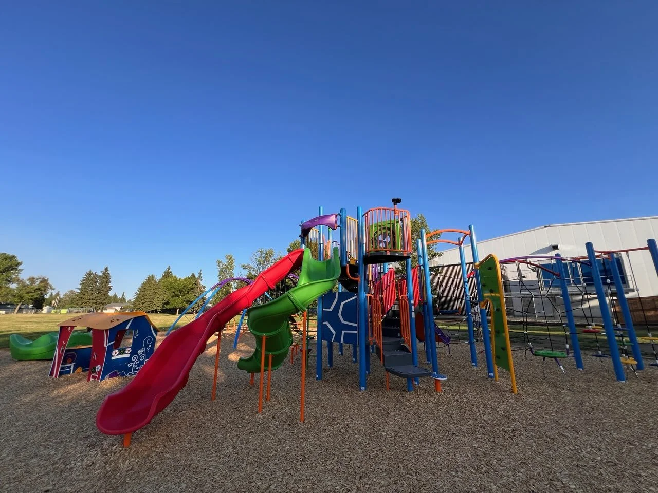 Robina Baker School Playground - Edmonton Playgrounds - Edmonton.family IMG_9640.jpeg