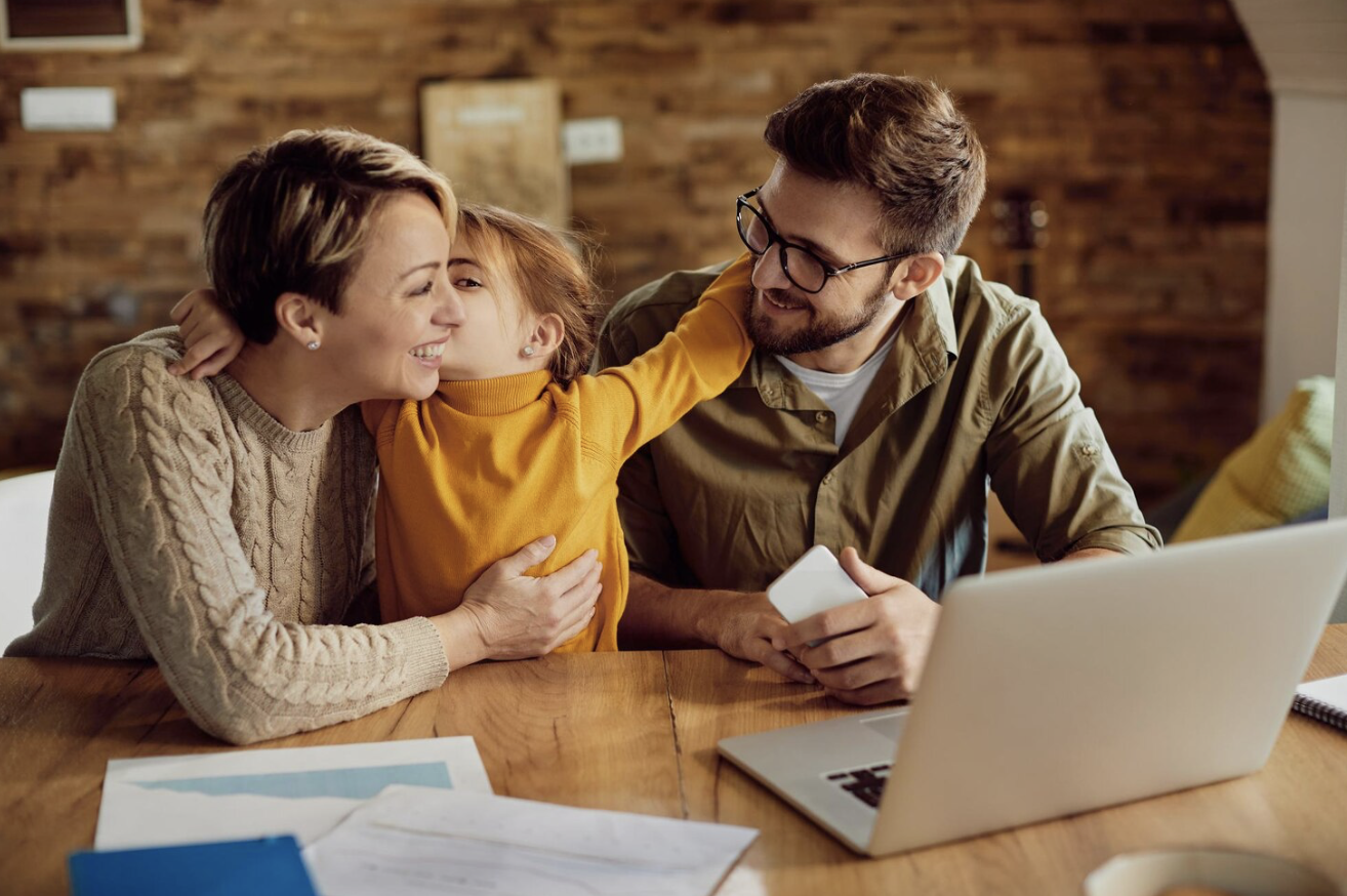 How Edmonton Parents Are Staying Connected and Finding Their Community Online