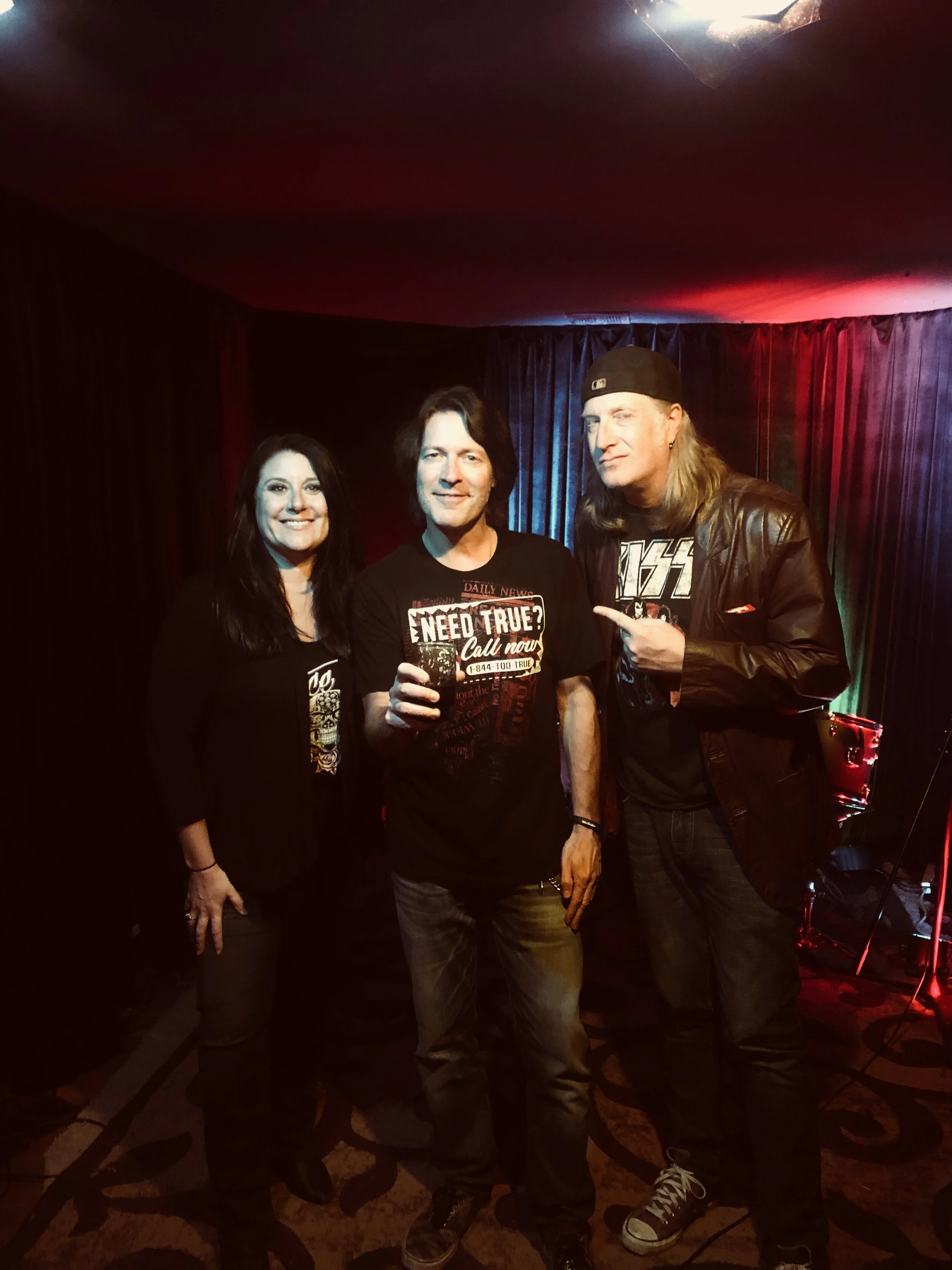 Featuring for Don Jamieson at his CD taping Denim and Laughter. Hosted by Izzy Presley 
