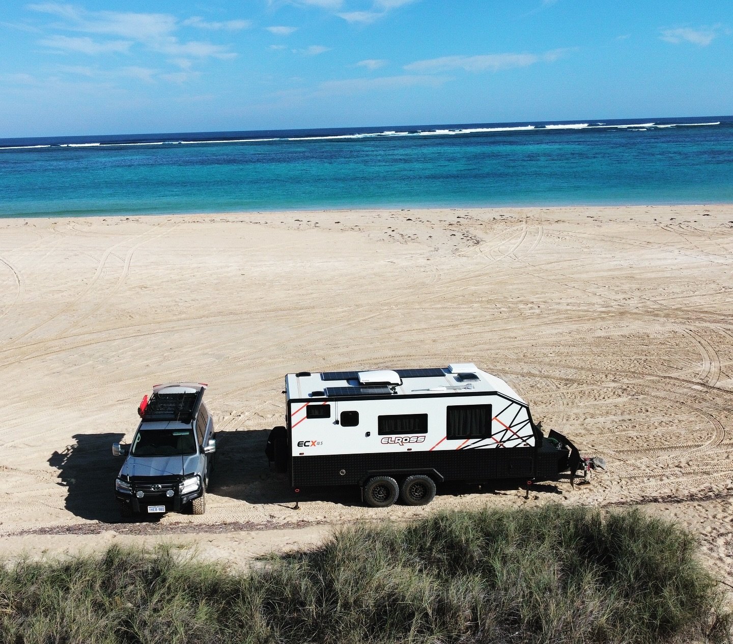 Kim and Pauline sent us in some snaps of their &ldquo;secret location&rdquo; they found whilst away on their most recent travels. Looking great guys 🤙🏽🫡☀️ 🏖️ #elross #offroad #caravan #caravaning #westernaustralia #wa #wamade #westisbest #offroad