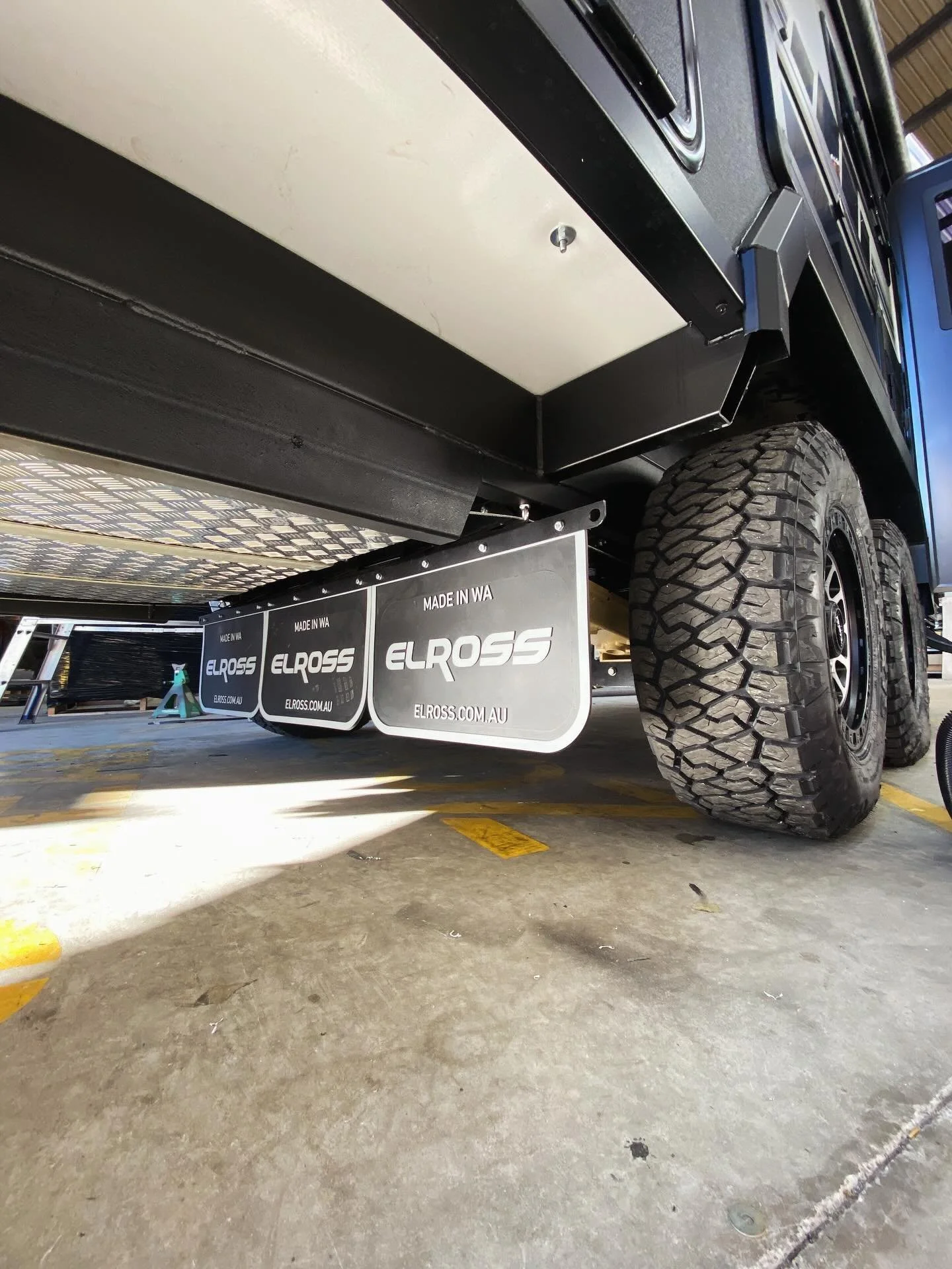 Second GibberGuard Installation and it does certainly add ➕intent, aggressiveness and that extra step of our already considerable protective measures we take at Elross with our Off-road philosophy. 🛠️ 💪 Get your order in for your build now! #elross