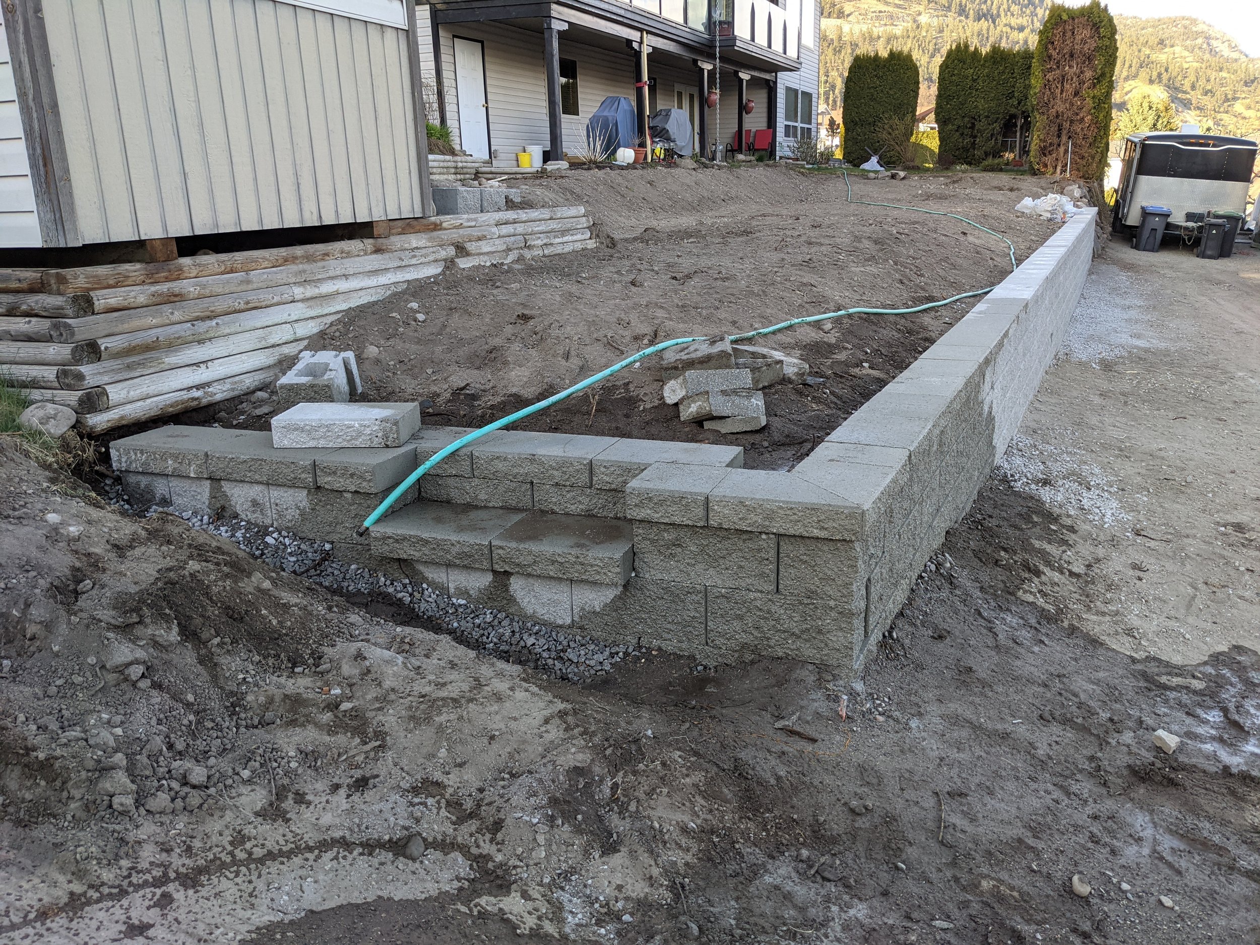 new retaining wall garden