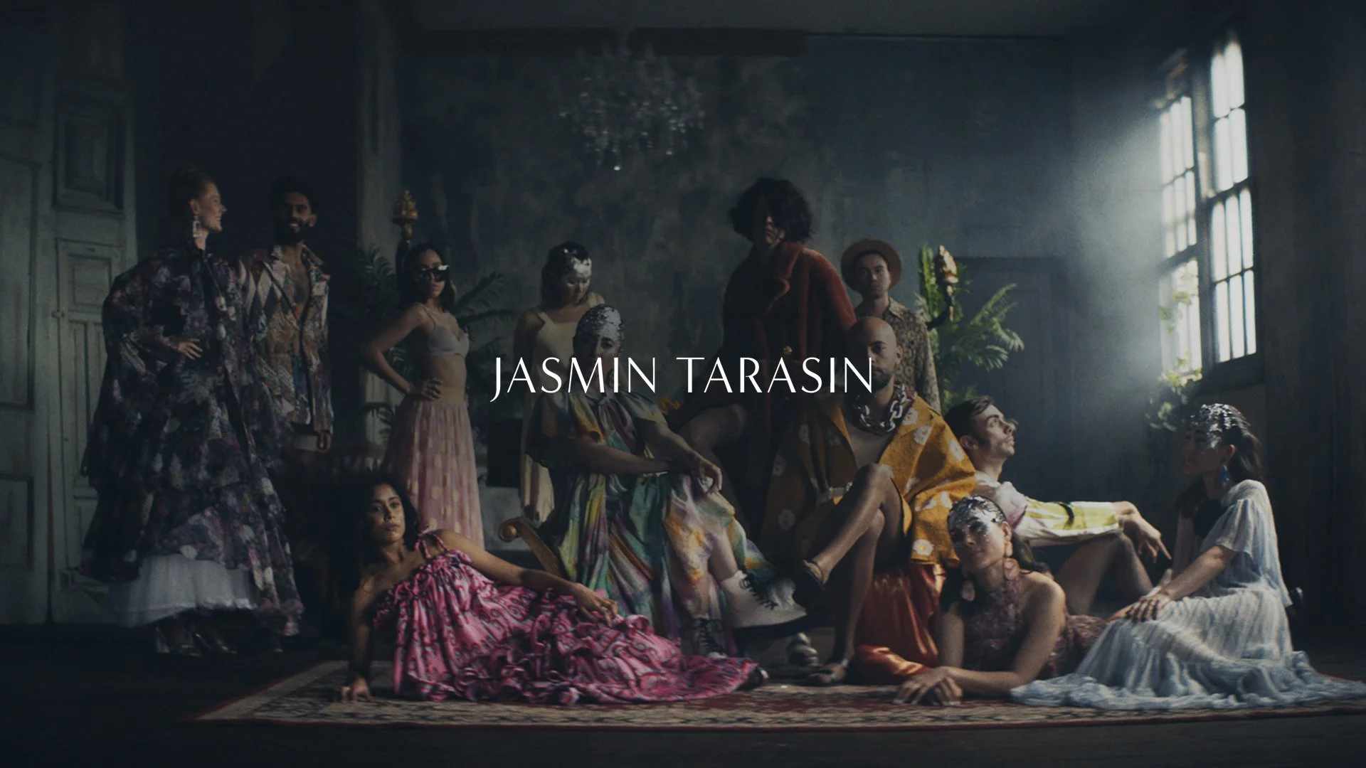 jasmin-tarasin-director-haiku-hands-with-logotype.jpg