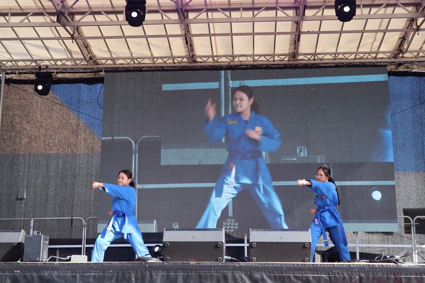 First up, we had Khai Mon Quyen performed by Zoey and Ngoc 🤩

#vovinam #vietvodao #martialarts #vietnamese #moonfestival