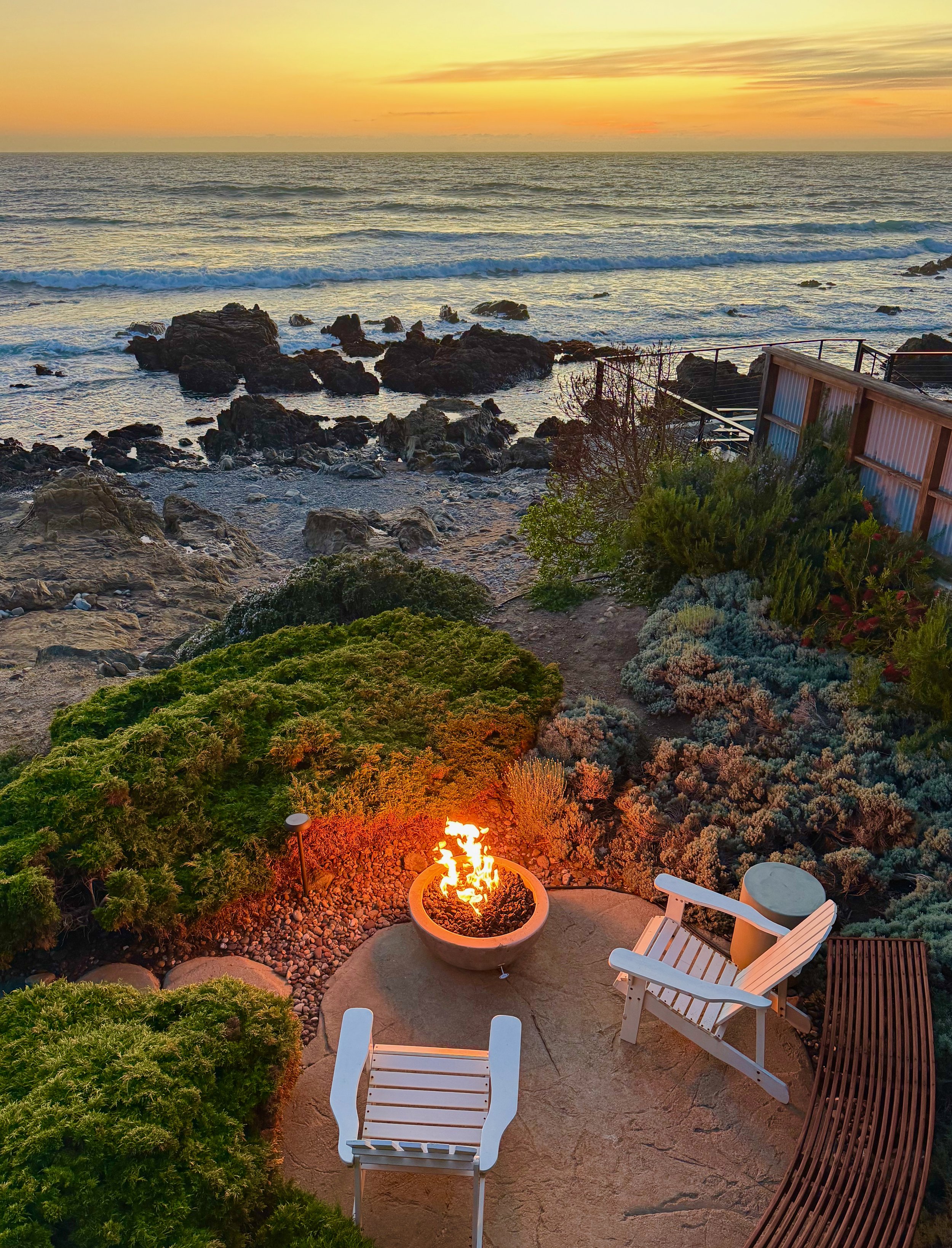 Fire Pit at Oceanfront Cambria high angle.jpeg