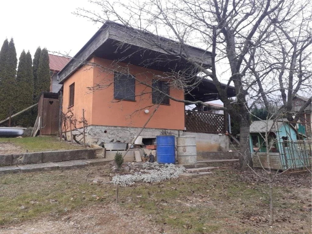 Záhradná Chatka Malé Kršteňany 25,700.-€