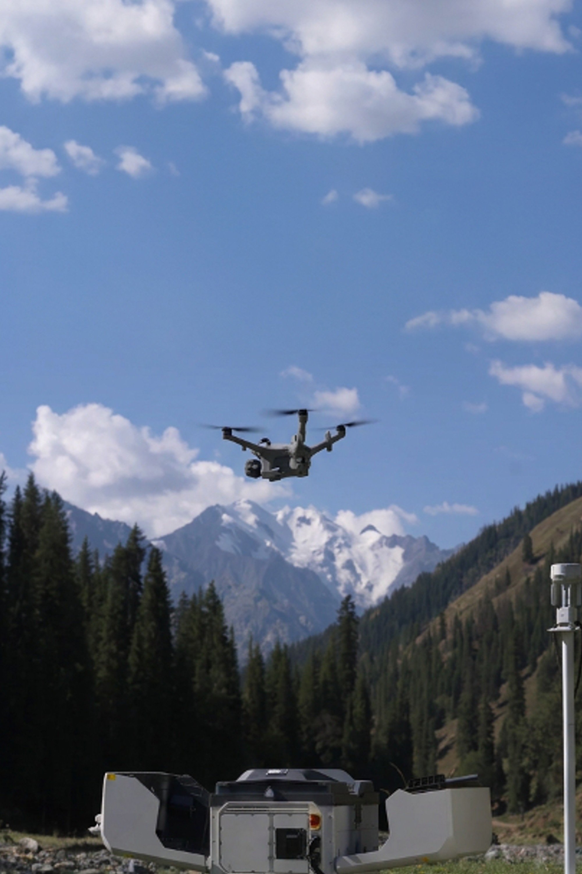 DJI-Dock-4-Matrice-5TD-O4-Ground-Station.jpg