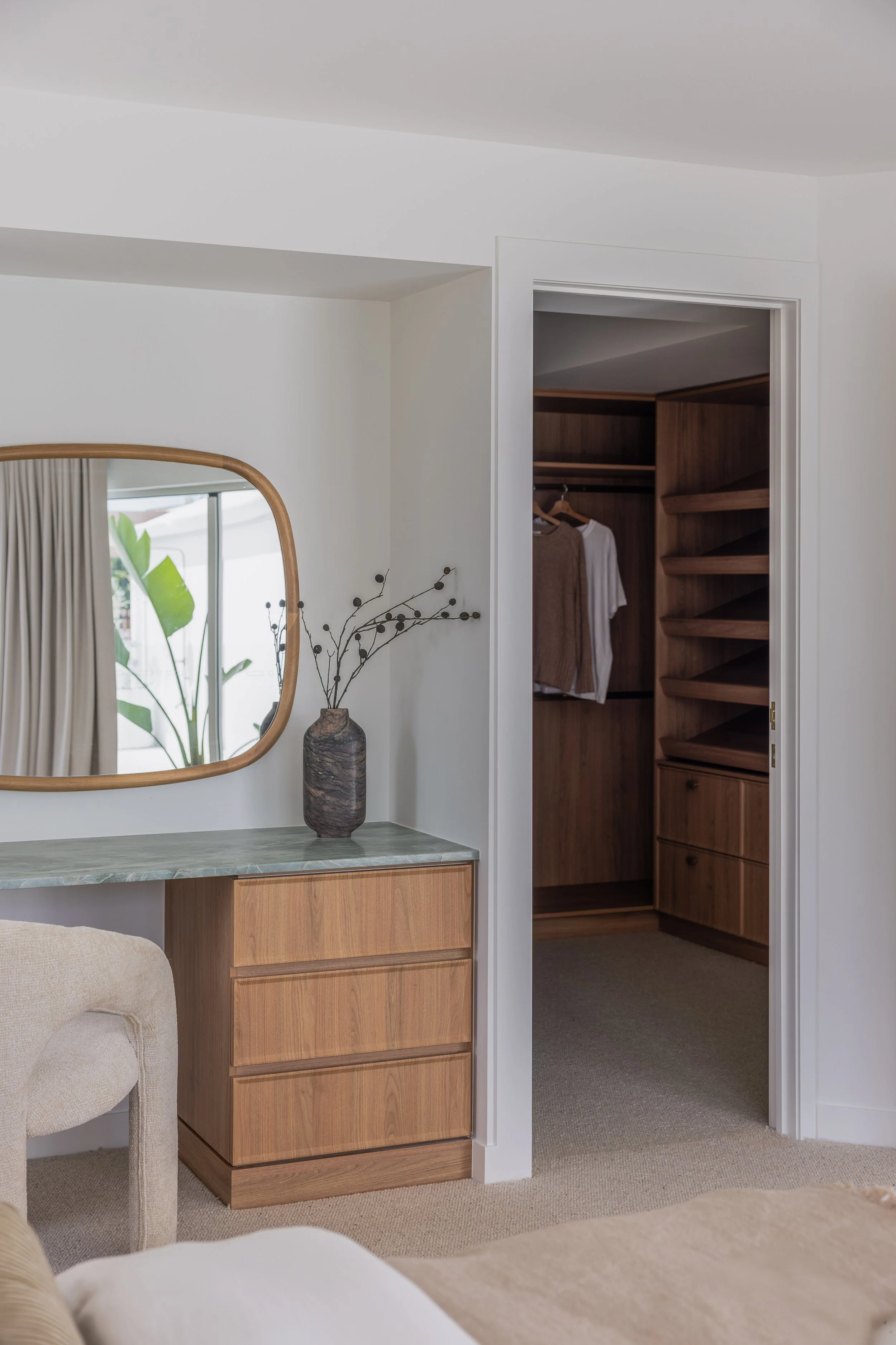 Tanika-Blair-Photography-Kiln-Design-24-MaureenCourt-Broadbeach-Waters-22.jpg