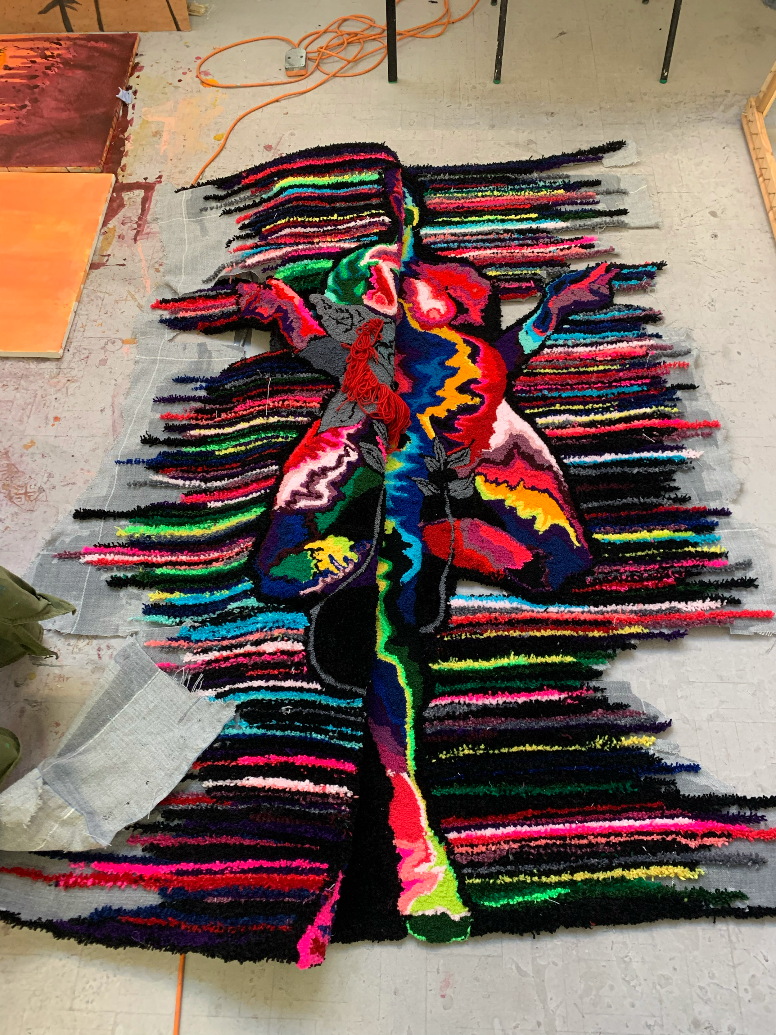 INVOcell; First lesbian couple to both carry the same baby
Acrylic yarn
loop and cut pile
Around 2m x 2m
This piece is designed by Clementine Eastwood