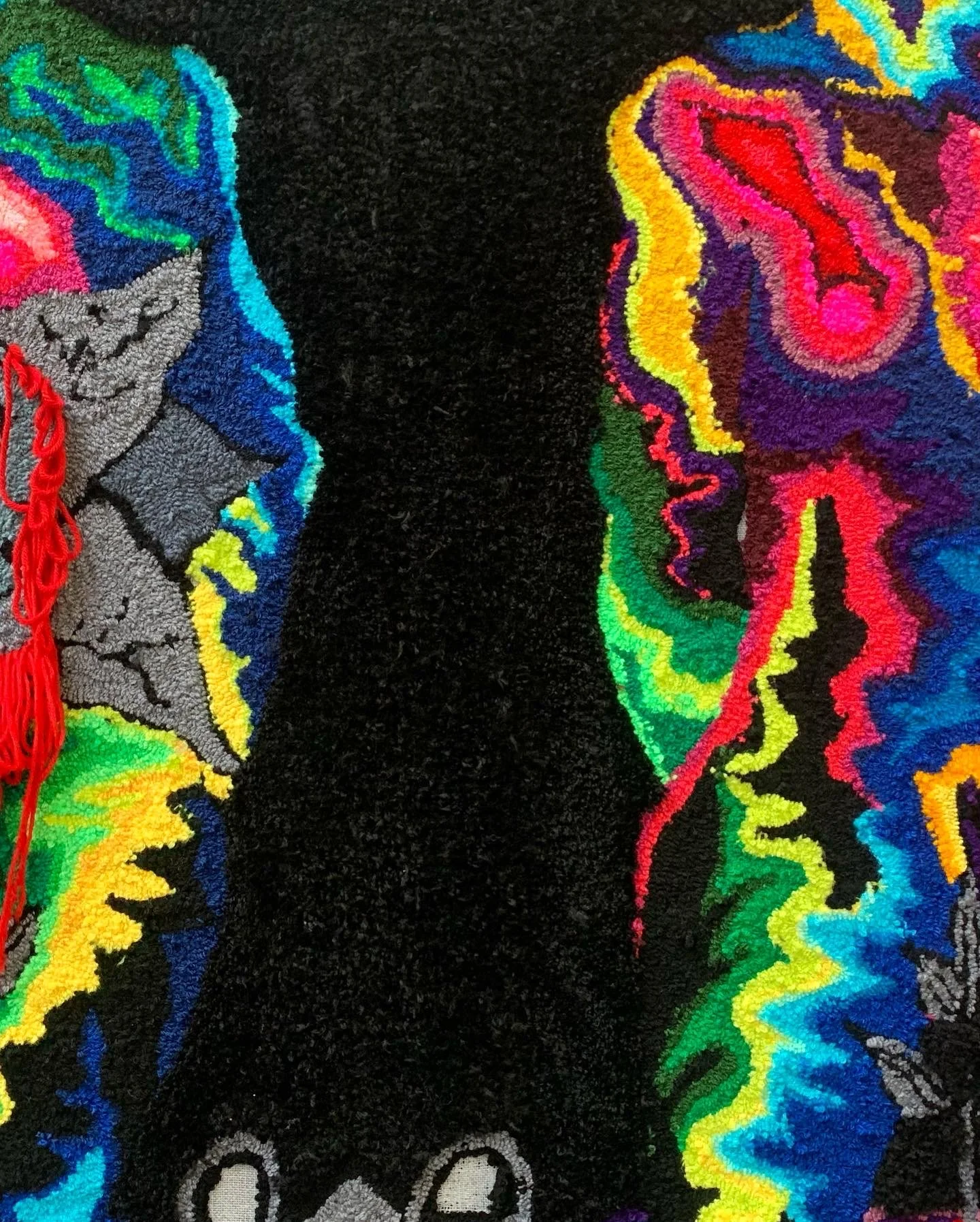 INVOcell; First lesbian couple to both carry the same baby
Acrylic yarn 
loop and cut pile 
Around 2m x 2m
This piece is designed by Clementine Eastwood