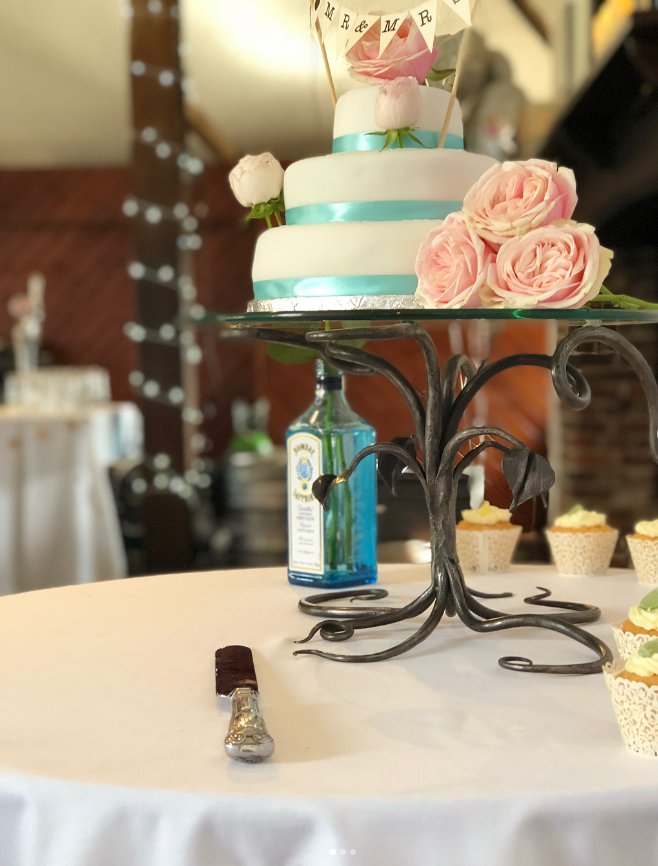 Cake Stand Image.png