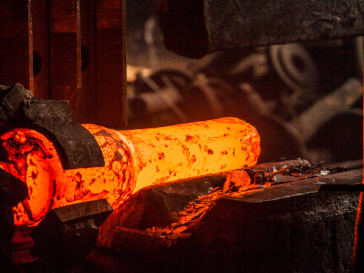 Hand-Forged Bevels: The Bladesmith’s Guide to Precision Work