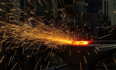 Smooth vs. Hammered: How Surface Texture Shapes Metal Design